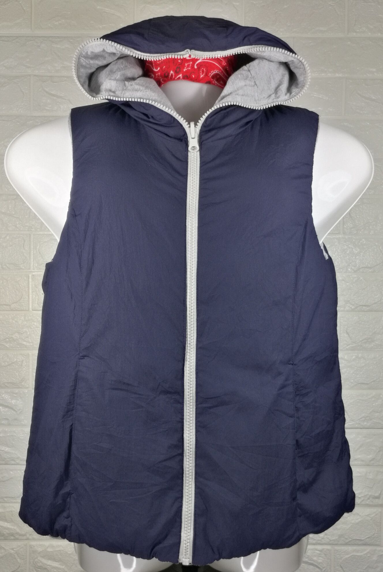 Japanese Brand Vintage Maple Feel Reversible Hoodie Puffer Vest Size US M / EU 48-50 / 2 - 1 Thumbnail