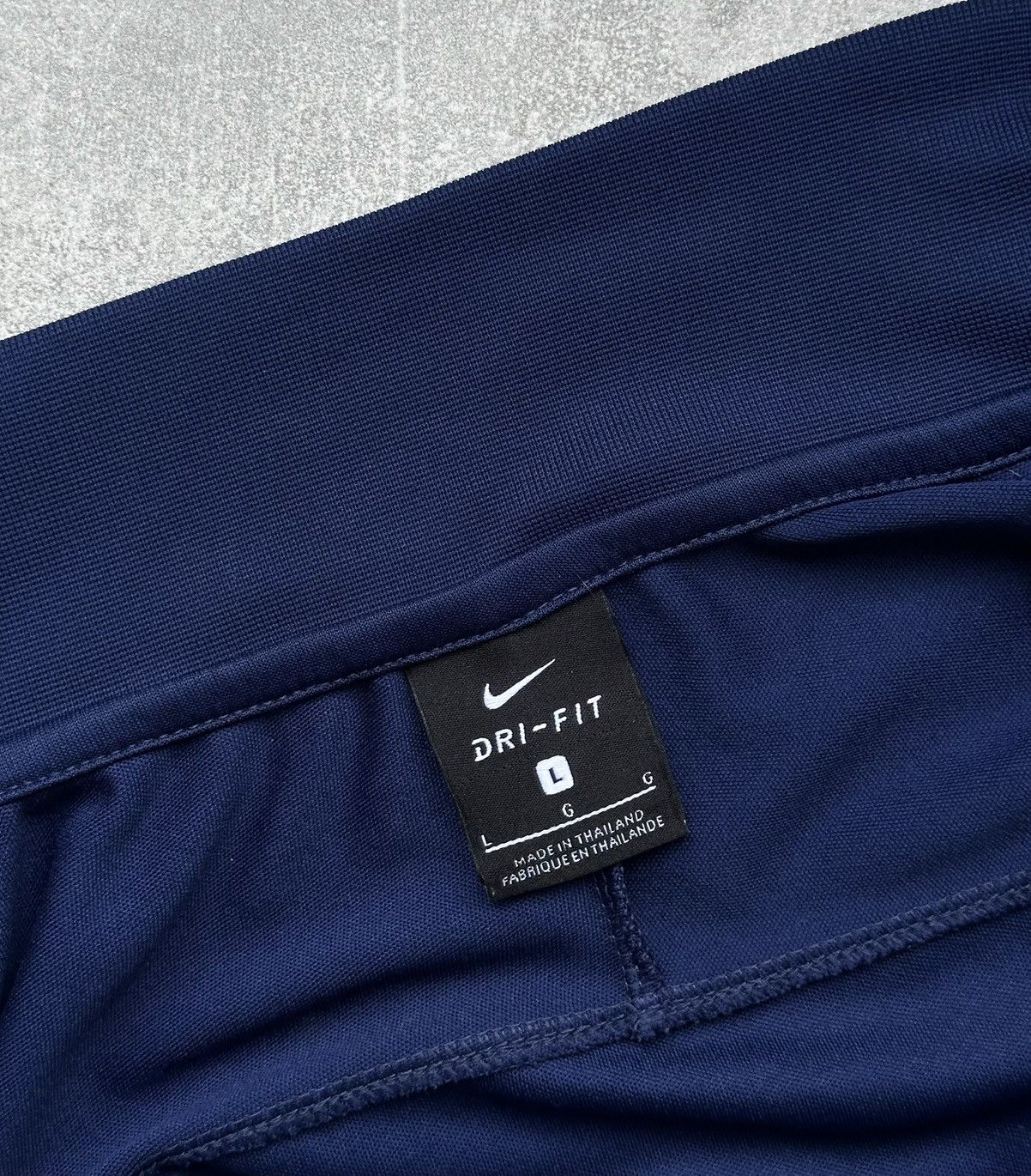 Nike TOTTENHAM HOTSPUR ANTHEM FOOTBALL SOCCER TRACK JACKET NIKE Size US L / EU 52-54 / 3 - 8 Thumbnail