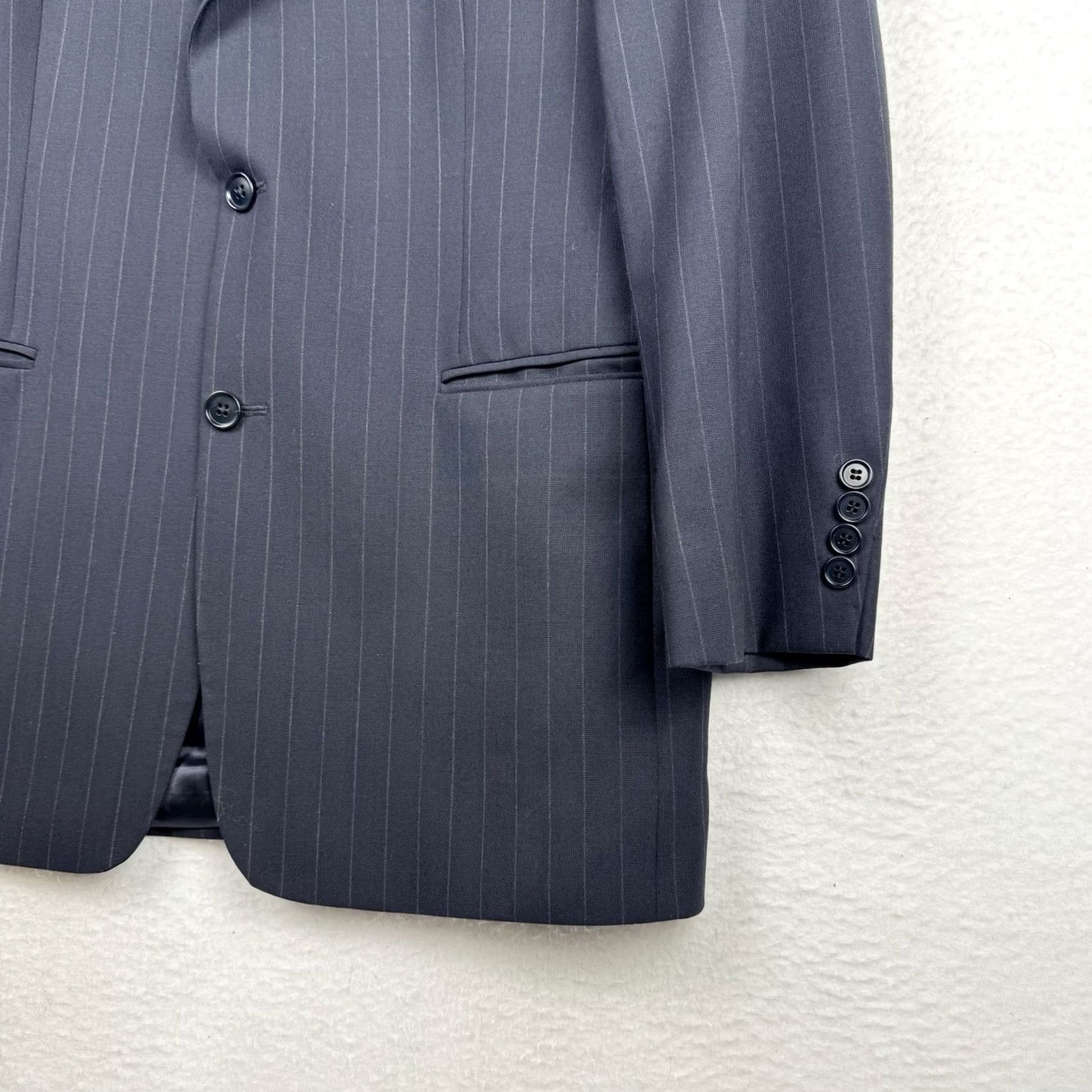 Brooks Brothers Brooks Brothers 346 Stretch Mens Suit 2 Piece Navy Blue Pinstripe Wool Blend Blazer Jacket Notch Lapel 2-Button Regular 40R Women? Mens Size 40R - 3 Thumbnail