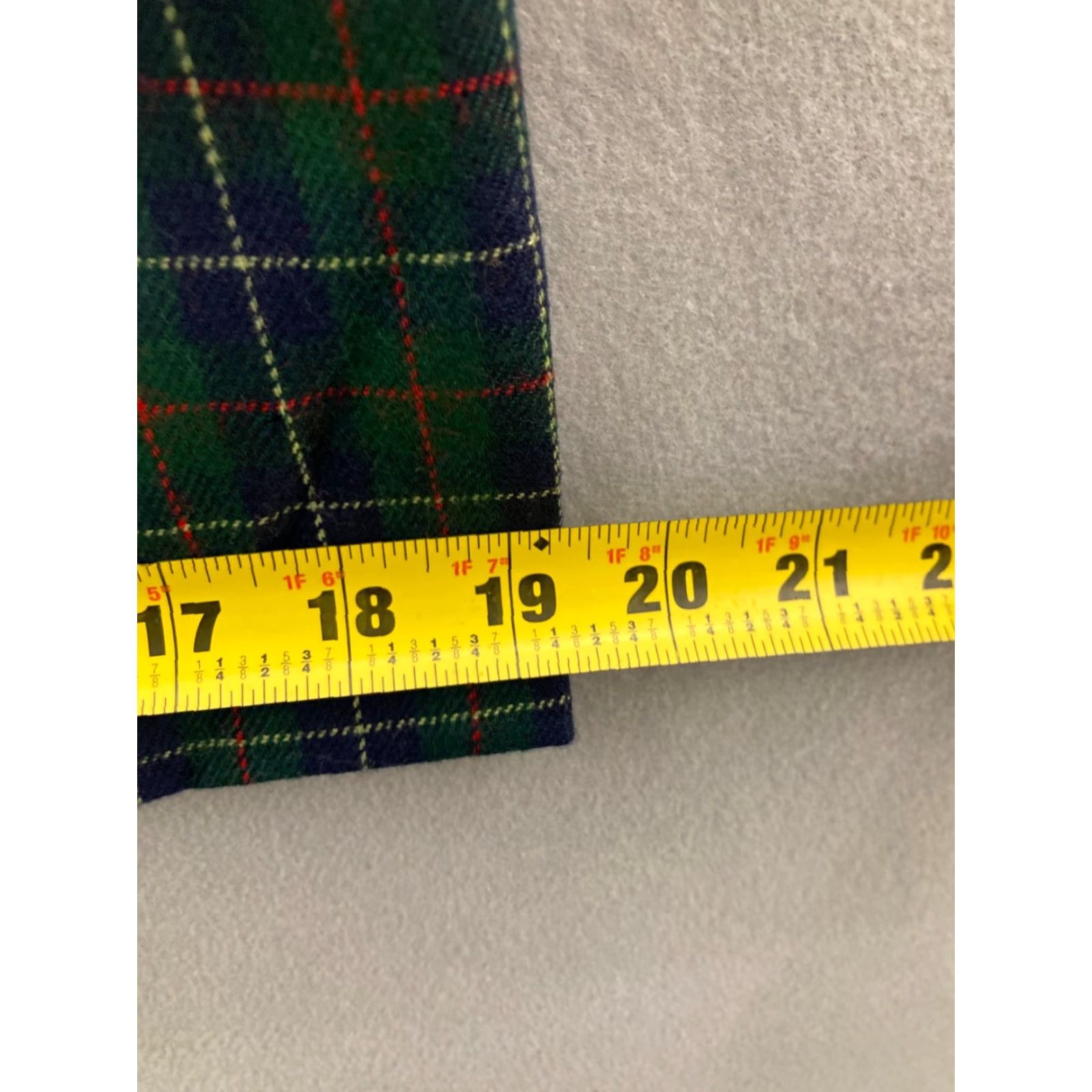 Talbots VINTAGE Talbots Womens Skirt Long Wool Plaid Tartan Petites High Rise All Seasons 2P Size 26" / US 2 / IT 38 - 7 Thumbnail