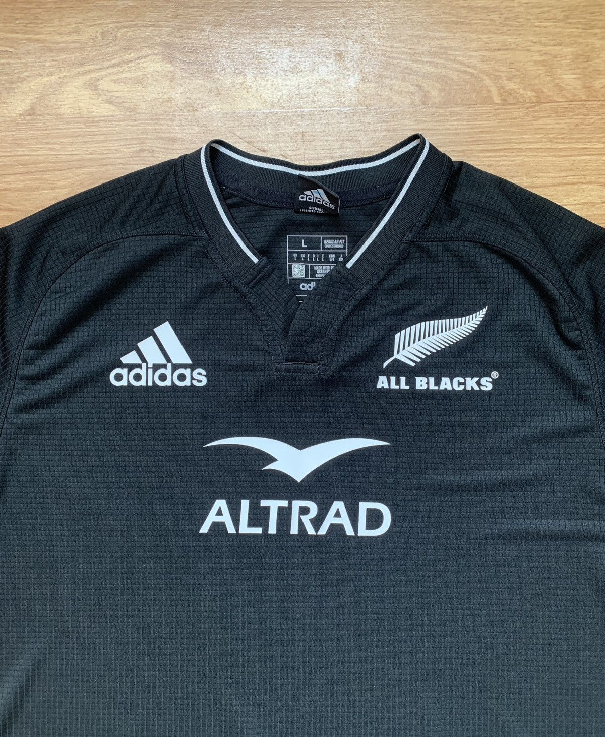 Adidas ALL BLACKS 2022/23 HOME RUGBY JERSEY KIT ADIDAS NEW ZEALAND Size US L / EU 52-54 / 3 - 2 Thumbnail