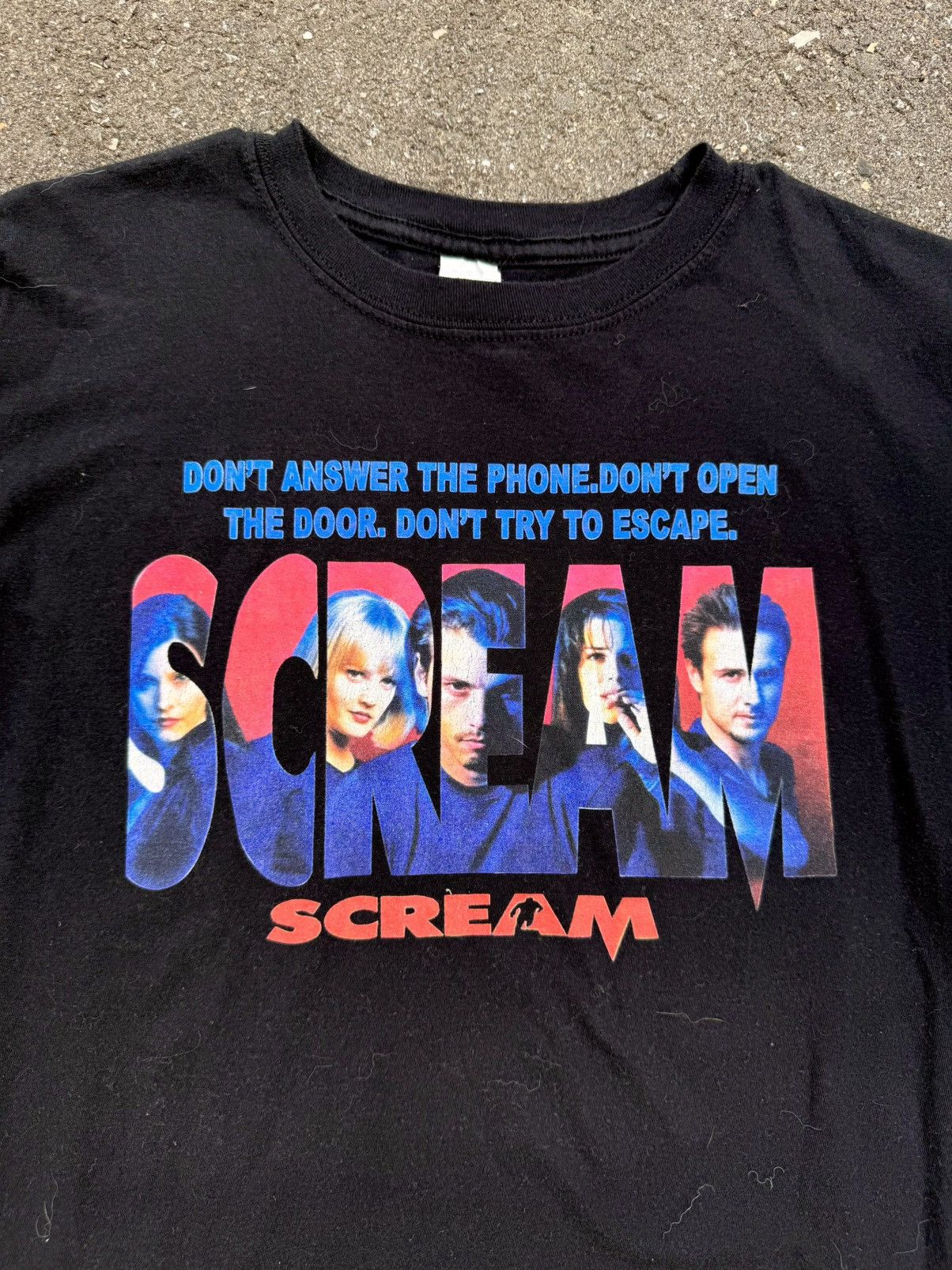 Gildan Unisex “Scream” Movie Promo Black Tee Shirt Size US M / EU 48-50 / 2 - 2 Thumbnail