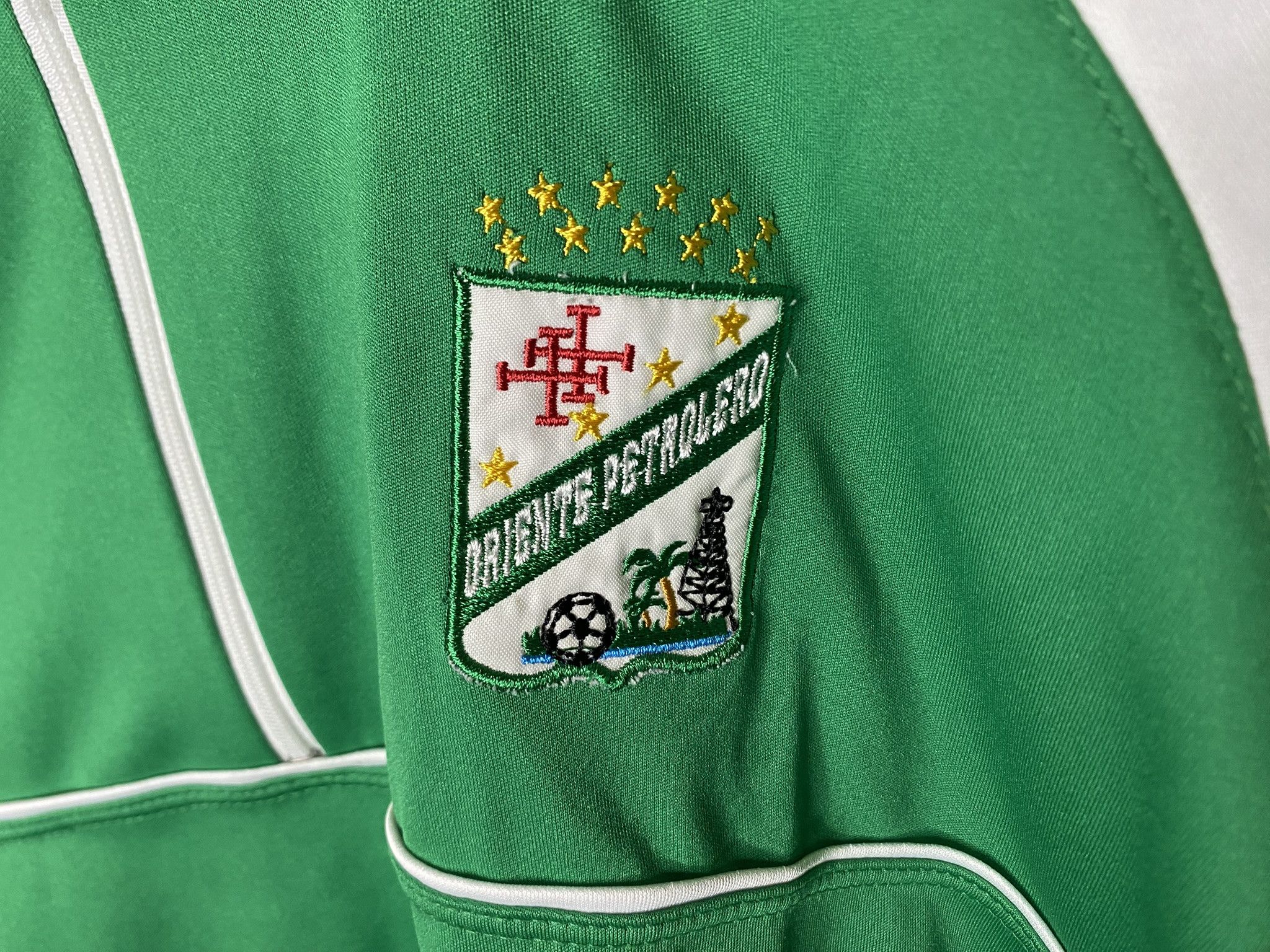 Puma ORIENTE PETROLERO 00s TRAINING FOOTBALL SHIRT SOCCER JERSEY Size US S / EU 44-46 / 1 - 3 Thumbnail