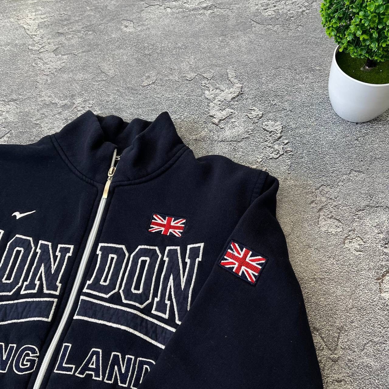 Japanese Brand Vintage y2k London 🏴󠁧󠁢󠁥󠁮󠁧󠁿England Track Jacket,Size S Size US S / EU 44-46 / 1 - 2 Thumbnail