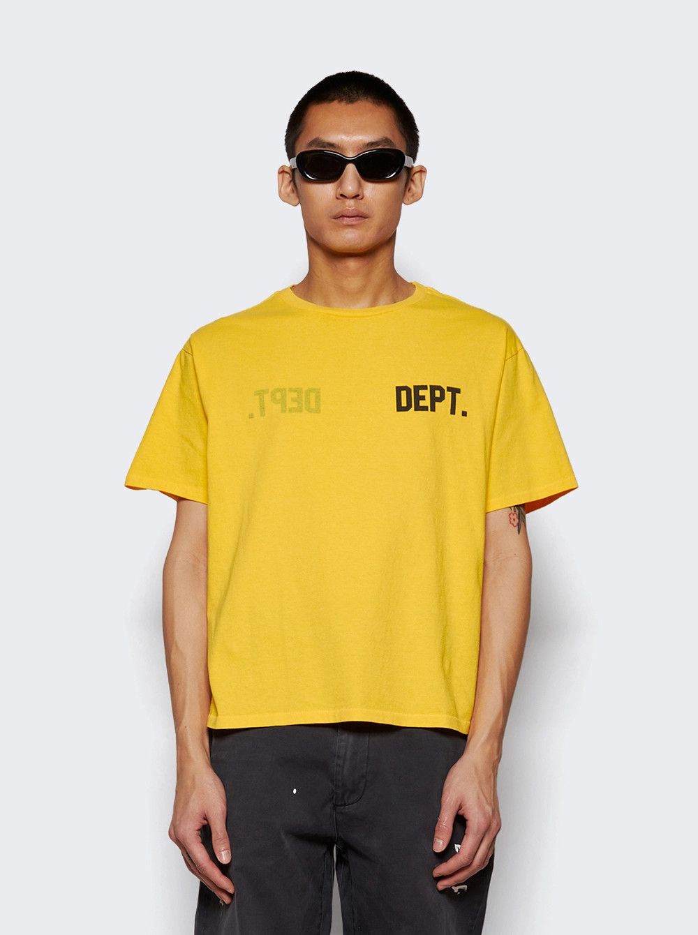 Gallery Dept. o1mle0326 Student Coach Reversible Tee Shirt Golden Yellow Size US XS / EU 42 / 0 - 3 Thumbnail