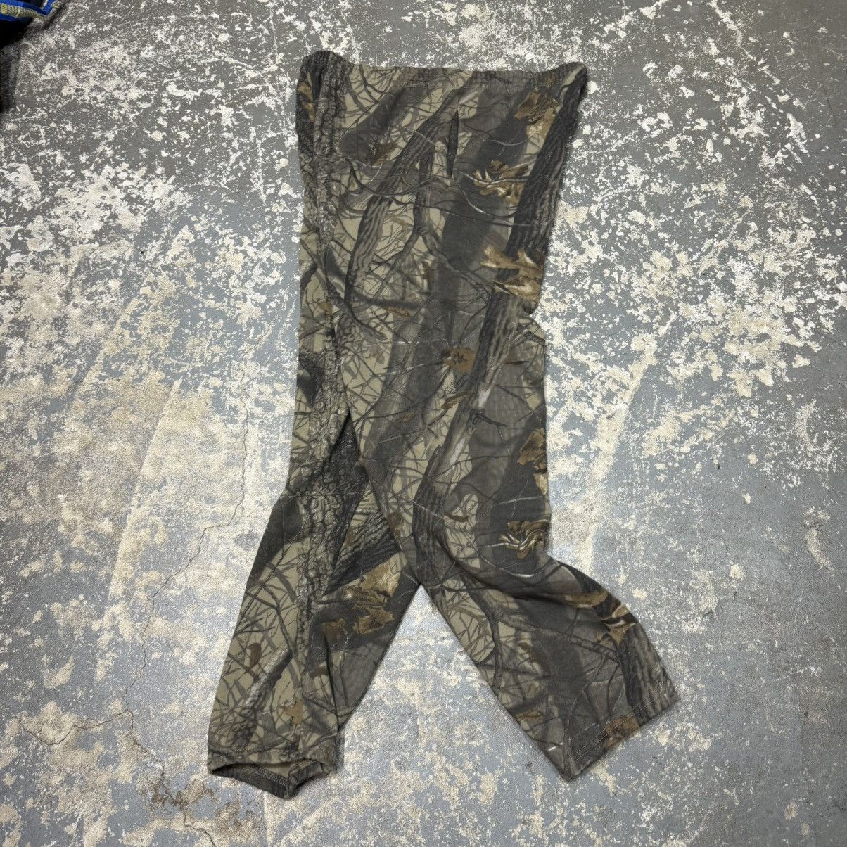Vintage Vintage Camo Jerzees Realtree Essential Baggy SweatPants USA Size US 34 / EU 50 - 10 Thumbnail