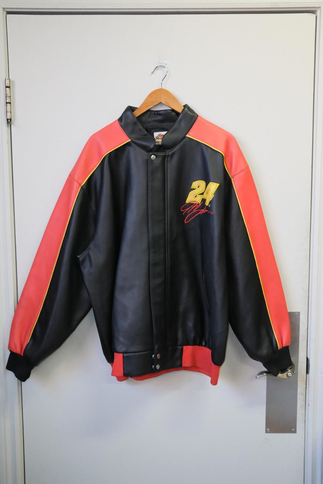 Winners Circle 90's Winner's Circle DuPont Jeff Gordon #24 Leather Jacket Size XXL / US 16-18 / IT 52-54 - 1 Thumbnail