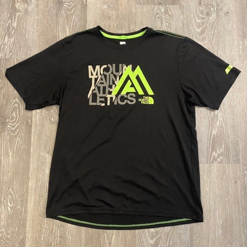 The North Face North Face Black Athletic Tee Men Medium Workout (G-26) Size US M / EU 48-50 / 2 - 1 Thumbnail