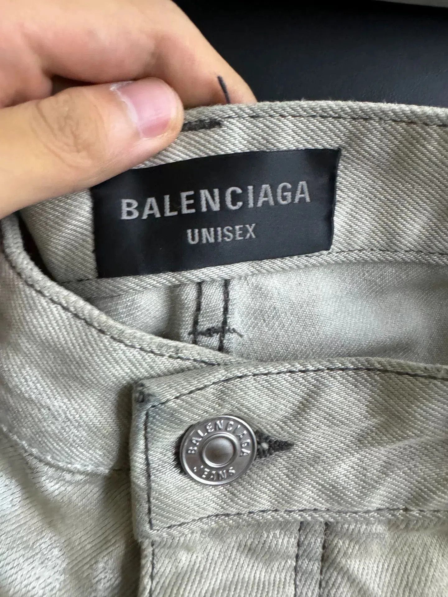 Balenciaga Balenciaga White Graffiti Denim Pants. Size US 26 / EU 42 - 3 Thumbnail