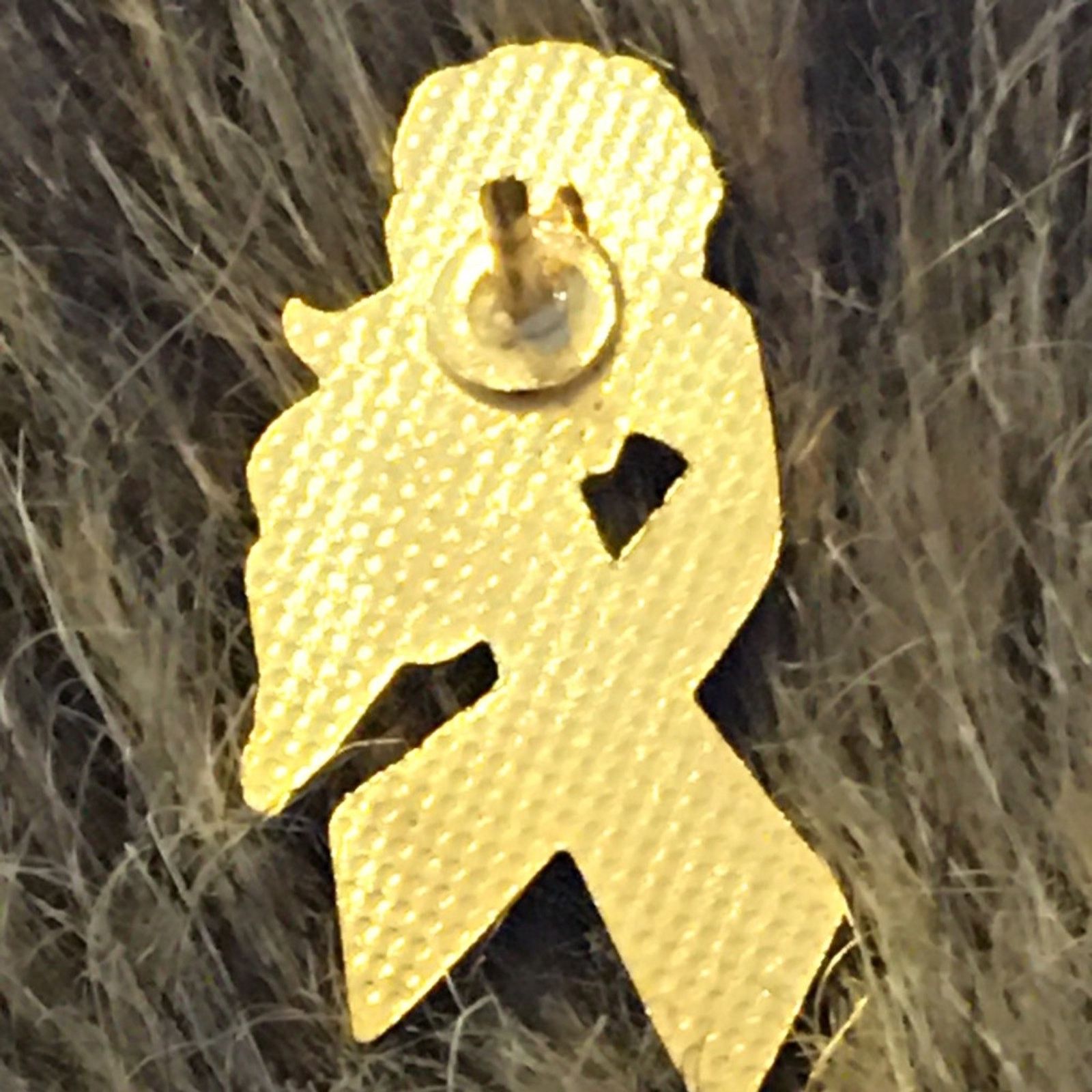 Jewelry Gold tone angel with light blue ribbon tie tac pin Size ONE SIZE - 4 Thumbnail
