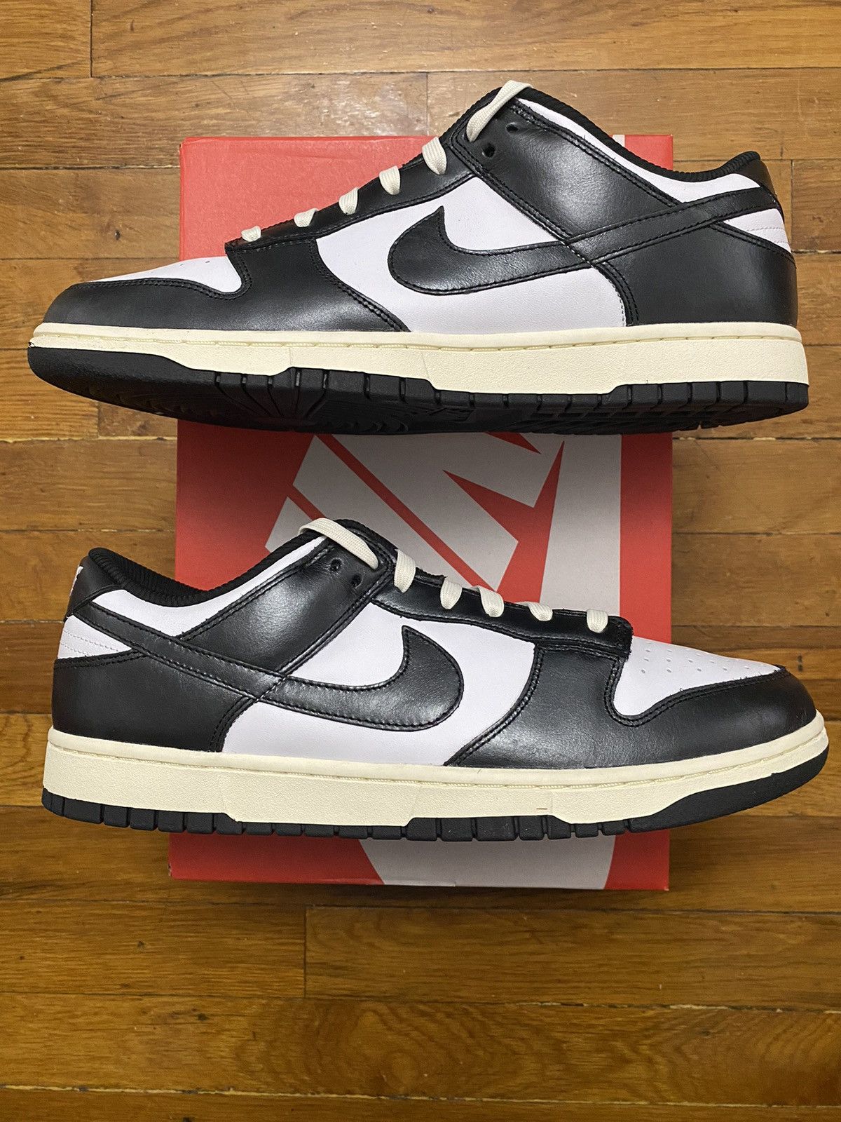 Nike Size 13M / 14.5W - Nike Dunk Low Vintage Panda Black Size US 13 / EU 46 - 2 Thumbnail