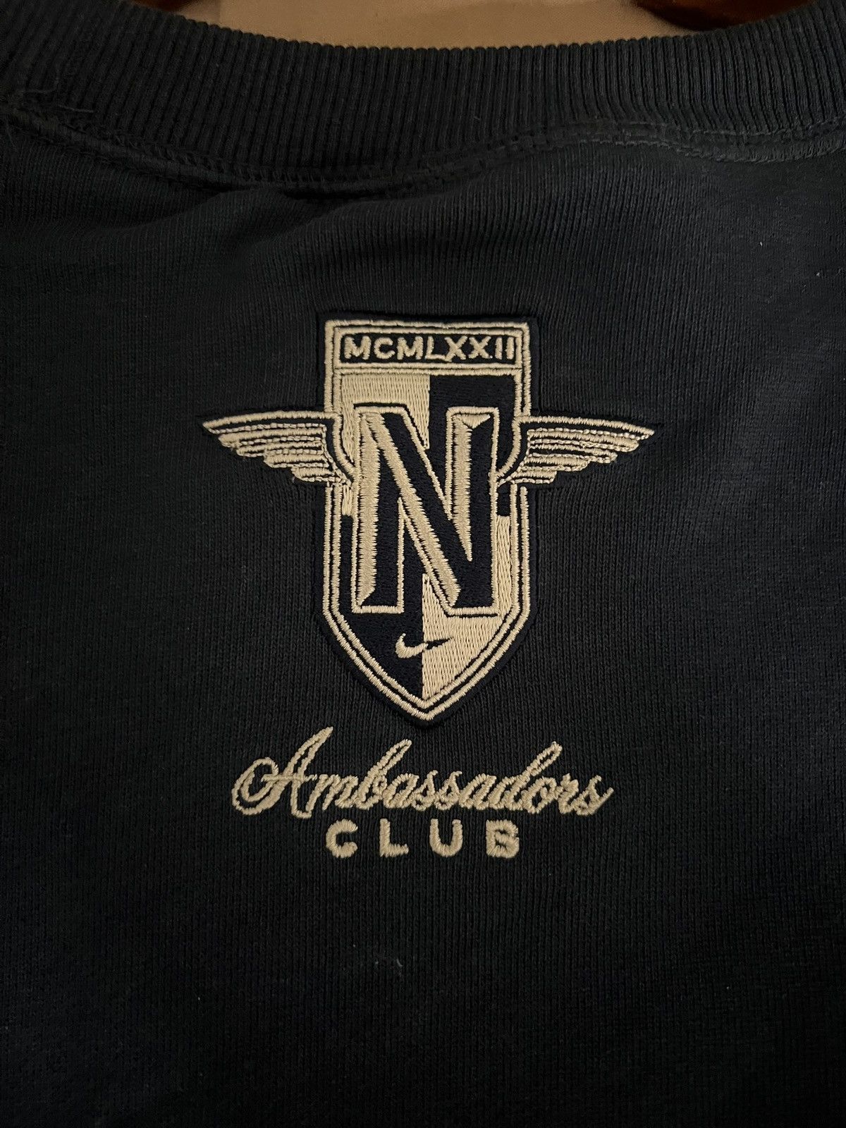 Nike Nike Ambassadors Club Size US M / EU 48-50 / 2 - 3 Thumbnail