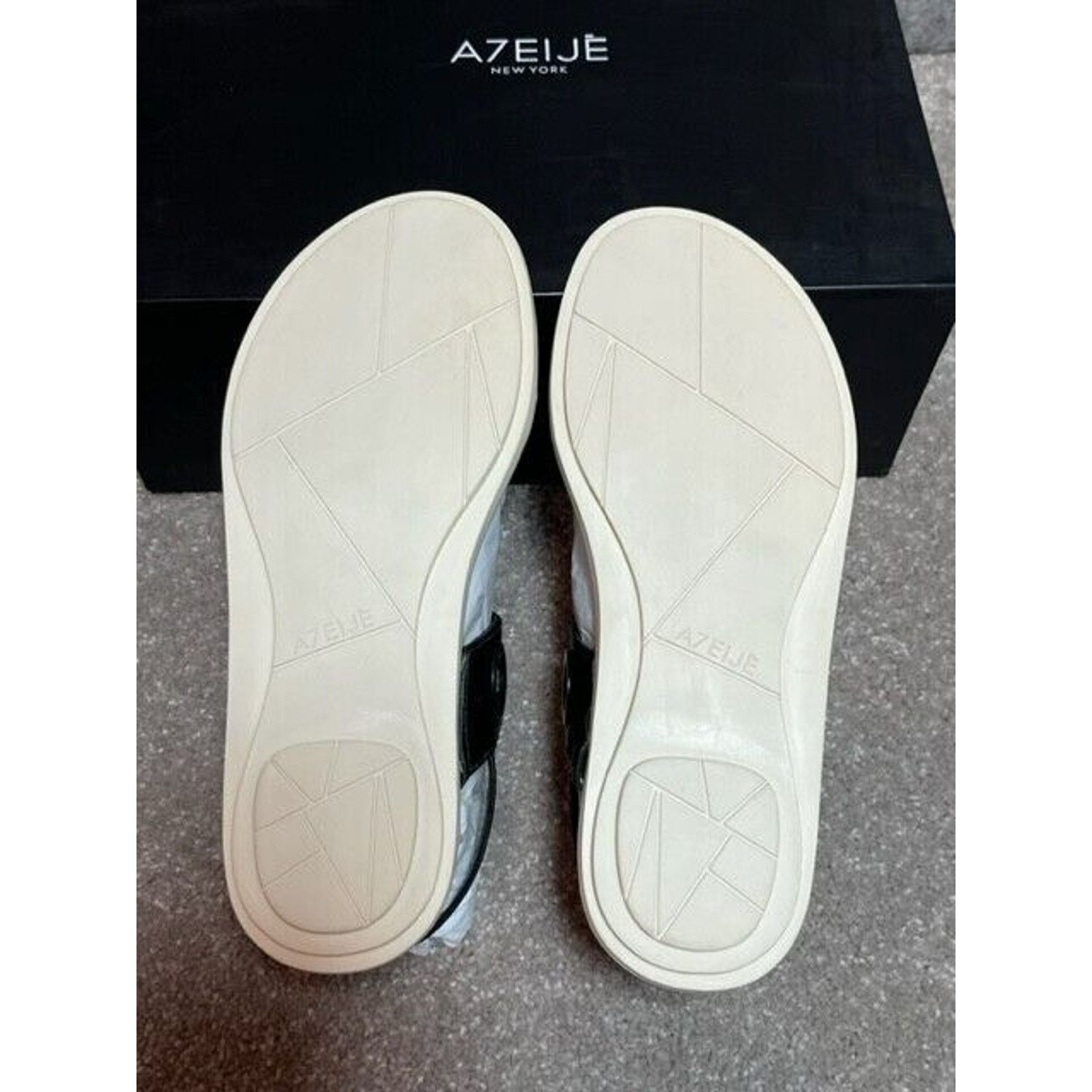 Other ATELJE 71 Sandals Womens 6 Farine Vachetta 2 Bands Flat Size US 6 / IT 36 - 7 Thumbnail