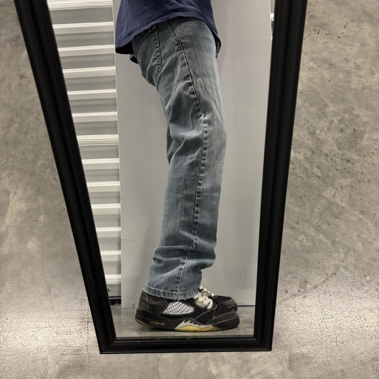 Levi's × Vintage Crazy Vintage Y2K/2000s Grunge Faded Wash Levis Denim Jeans! Size US 28 / EU 44 - 2 Thumbnail