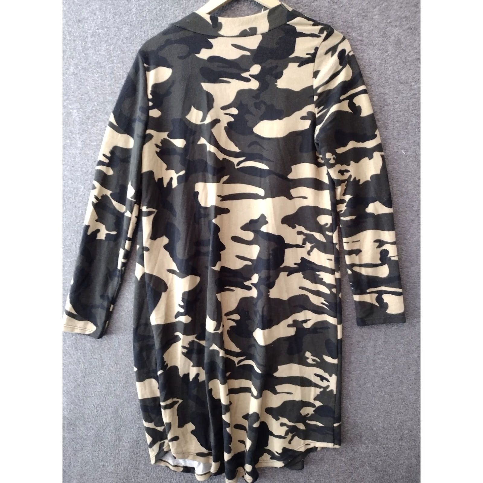 Vintage VINTAGE Women's Camo Cardigan Open Front Jacket Black/Beige Size M Size M / US 6-8 / IT 42-44 - 2 Thumbnail