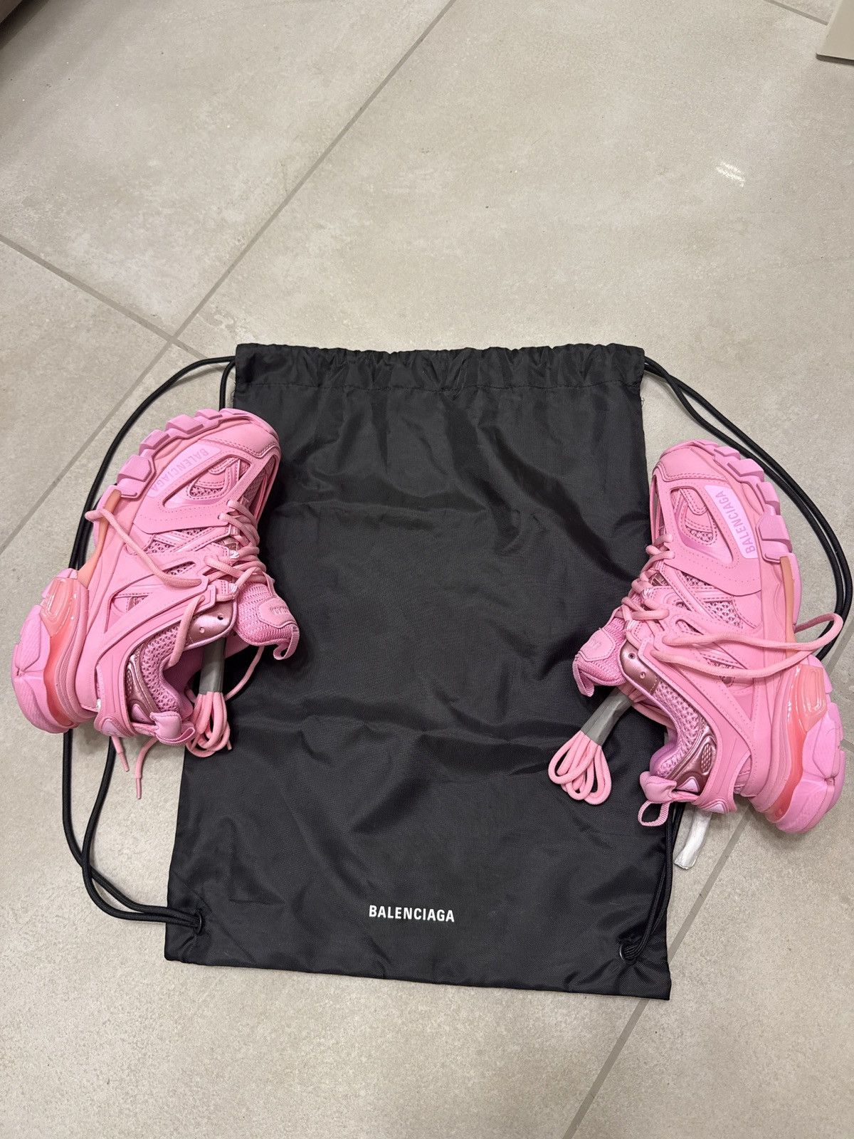 Balenciaga Balenciaga Track Pink Size 36 | Tried On Only | Italy Size US 6 / IT 36 - 8 Thumbnail