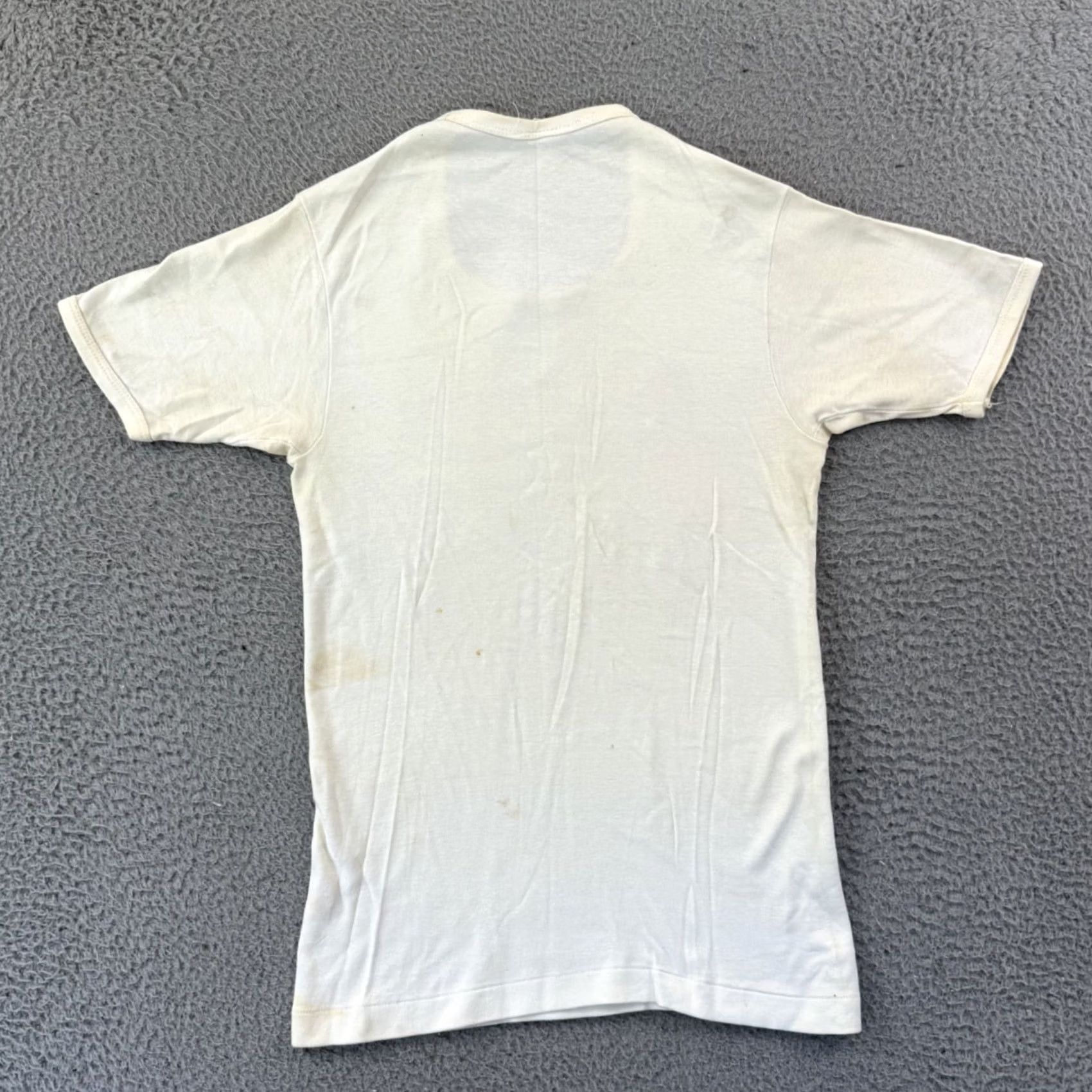 Vintage VINTAGE Kenya Solar Eclipse Shirt Adult Small White Short Sleeve 80s Outdoor USA Size US S / EU 44-46 / 1 - 7 Thumbnail