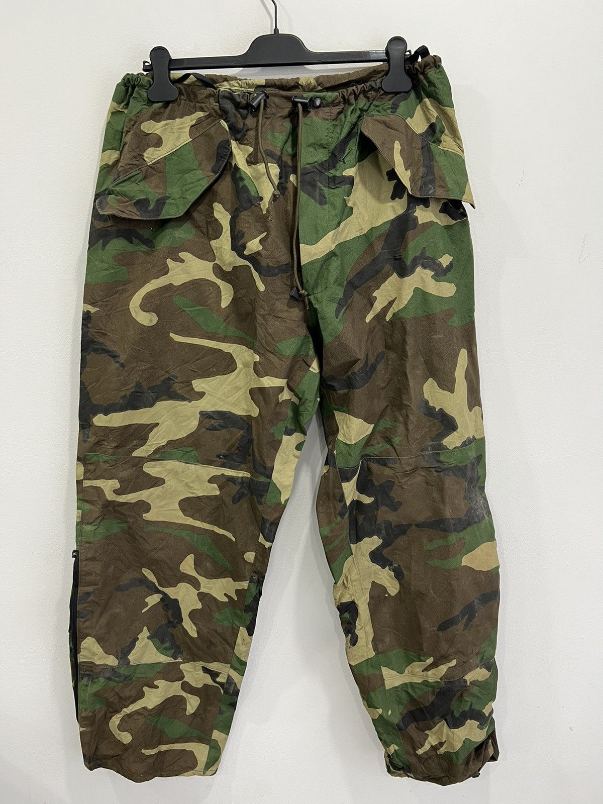 Vintage Vintage Camo Army Trousers Pants 34x32 Size US 34 / EU 50 - 1 Thumbnail