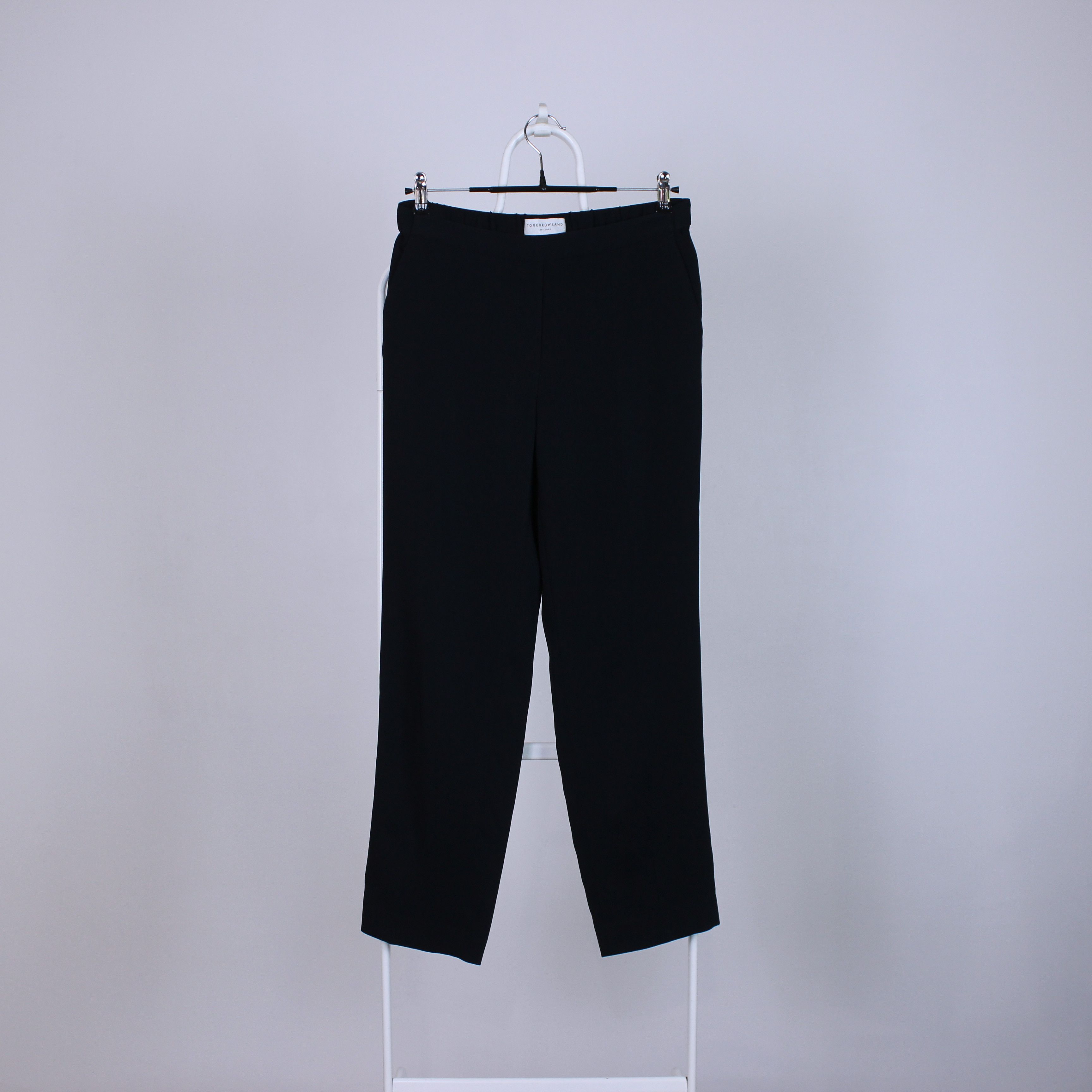 Tomorrowland Tomorrowland women jogger black rare 38 Size 26" / US 2 / IT 38 - 1 Thumbnail