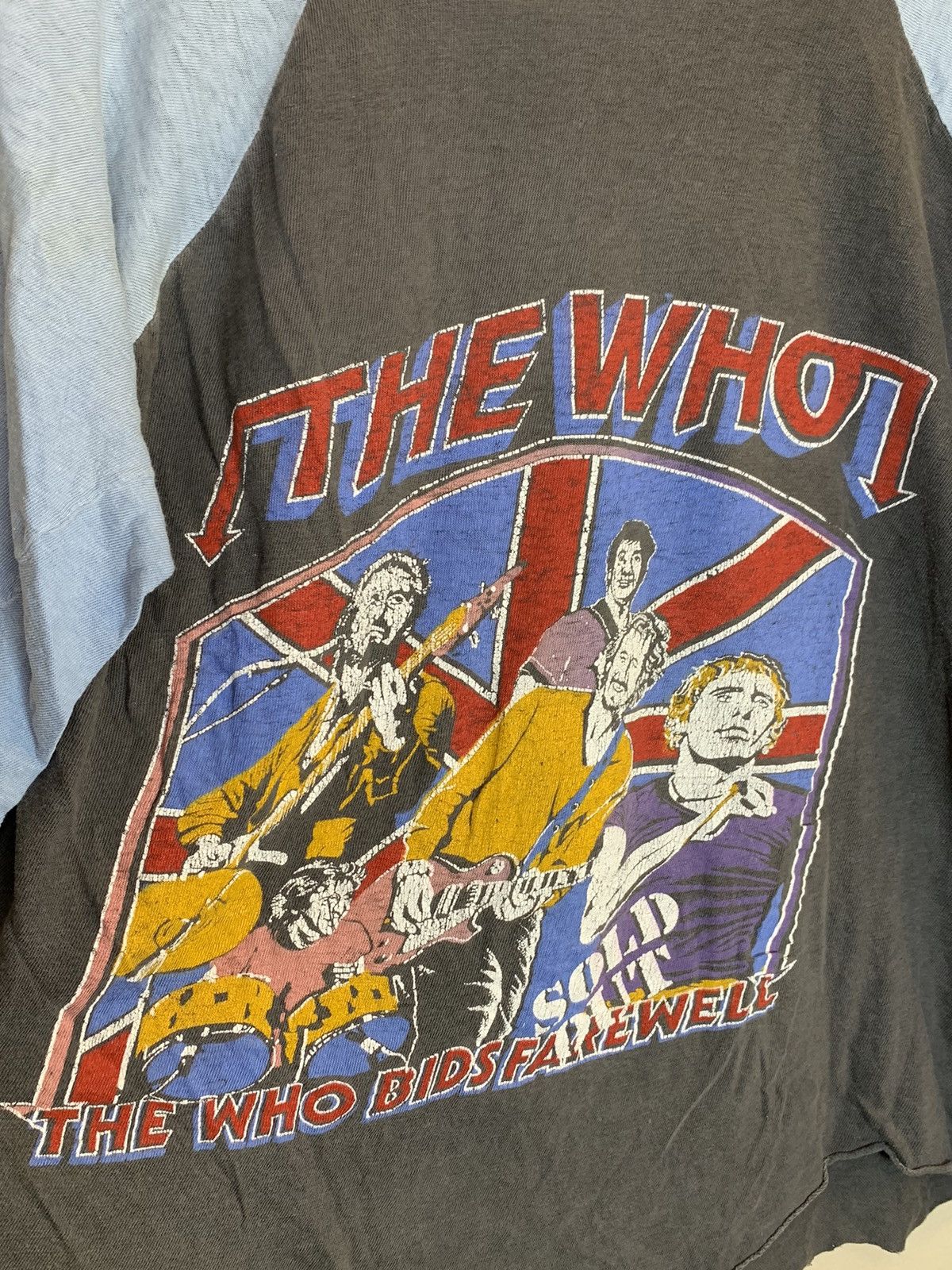 Band Tees *RARE* Vintage 1982 The Who Bids Farewell Tour Raglan Shirt Size US L / EU 52-54 / 3 - 4 Thumbnail
