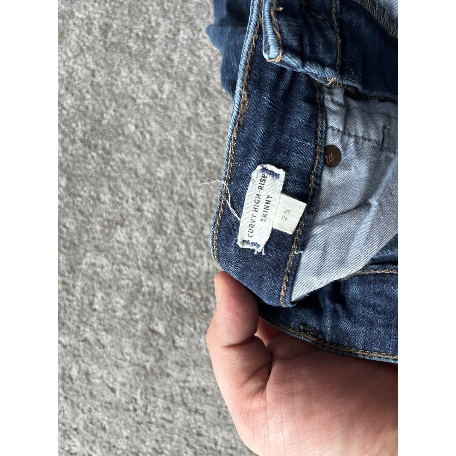 Madewell Madewell Jeans 25 Blue Curvy High Rise Skinny Stretch Denim Jeans Women Regular 5-Pocket Stretch All Seasons Mid Rise Vintage No Size 42" / US 20 - 6 Thumbnail