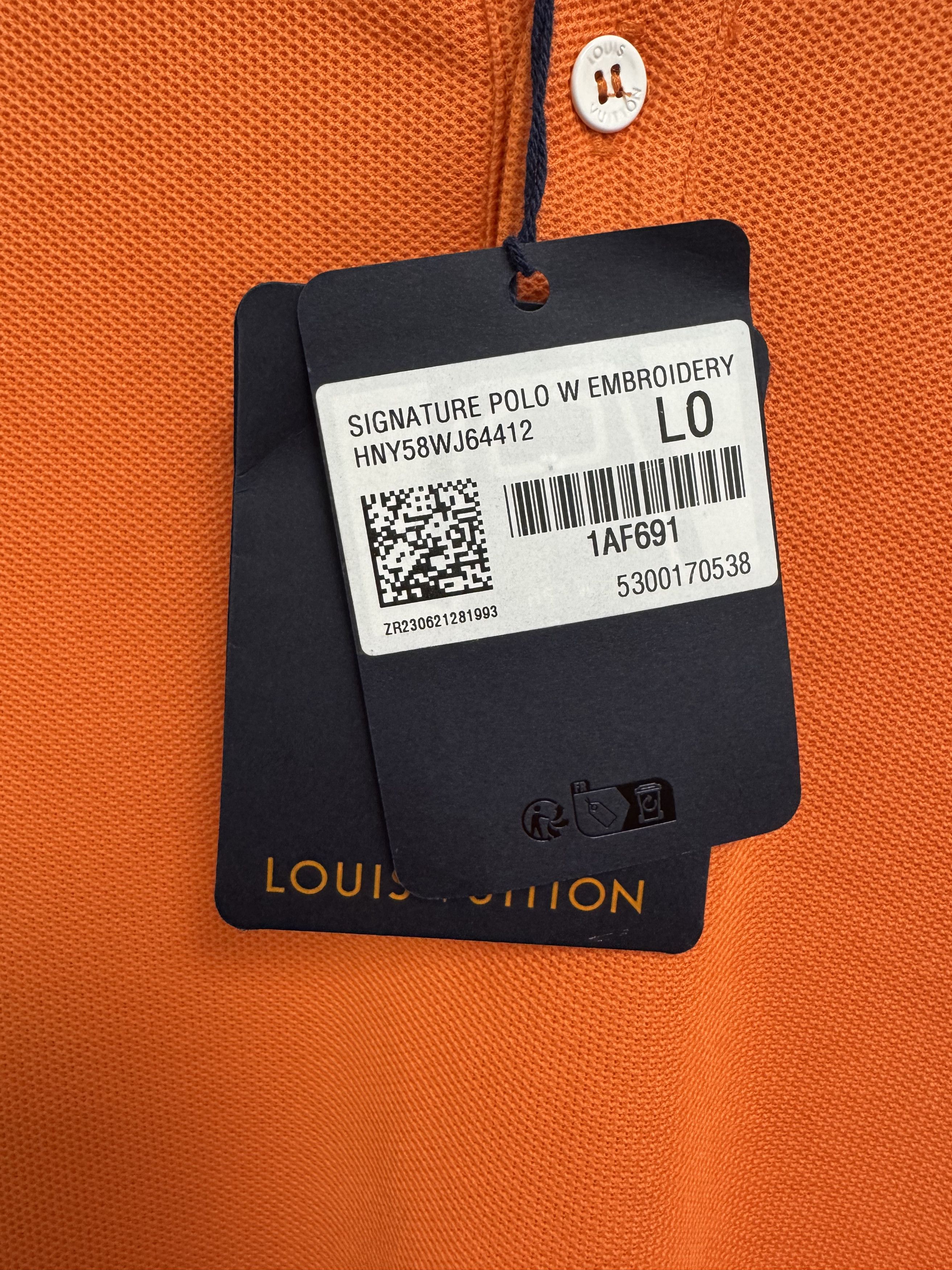 Louis Vuitton Louis Vuitton Monogram Pin Polo Shirt Size US L / EU 52-54 / 3 - 2 Thumbnail