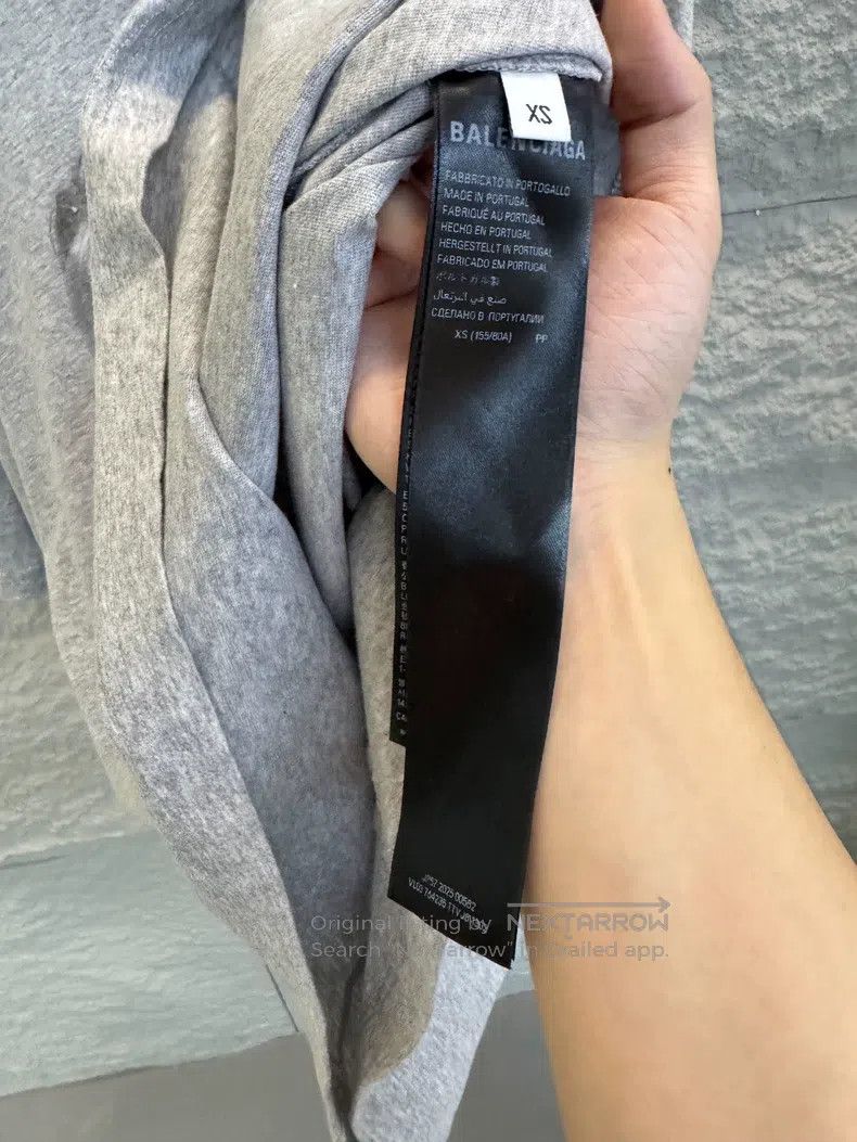 Balenciaga Balenciaga Round Neck Short Sleeve Love Detail T-Shirt Size US XS / EU 42 / 0 - 4 Thumbnail