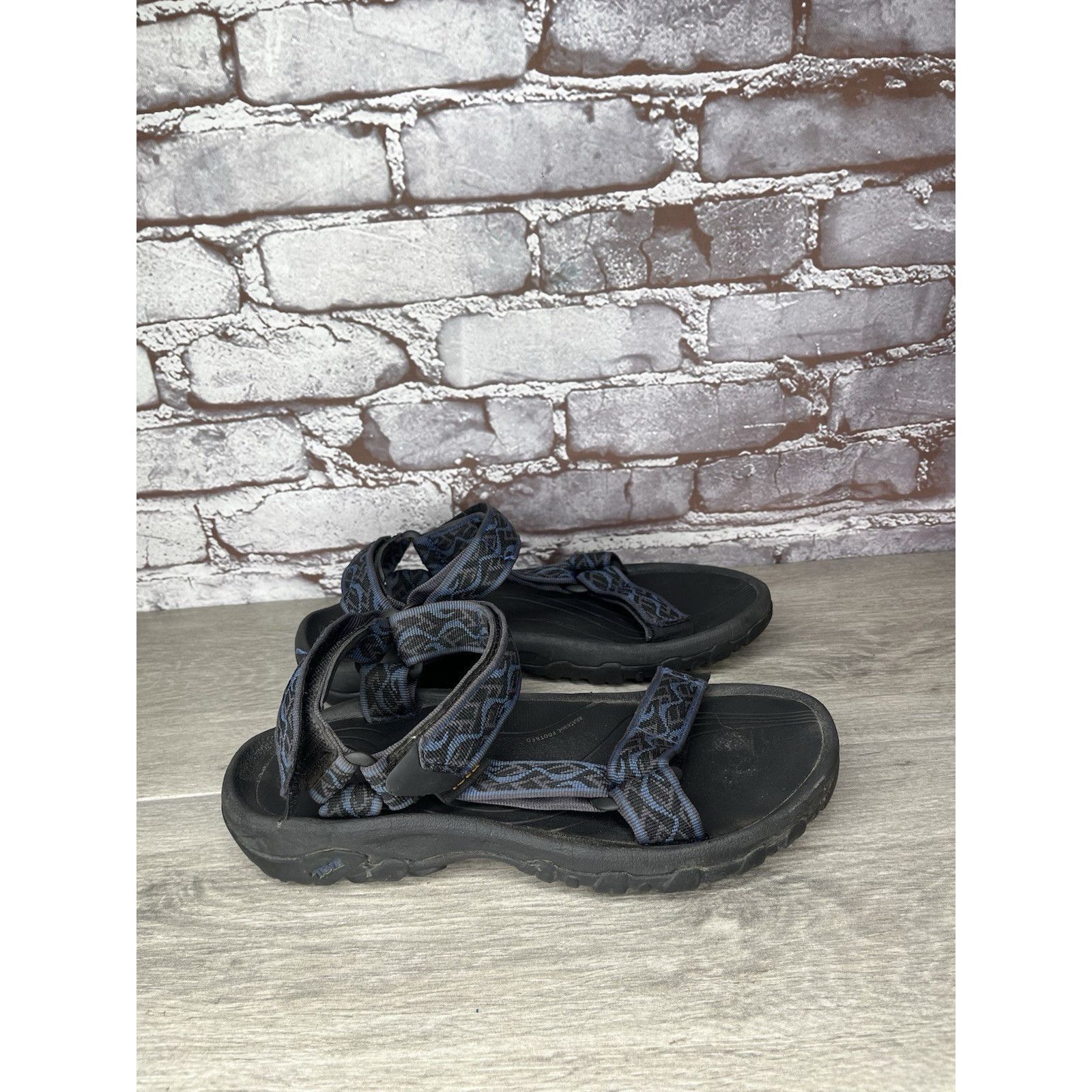 Teva Teva Hurricane XLT Black Blue Hiking Water Sport Sandals Wo Size US 7 / EU 40 - 11 Thumbnail