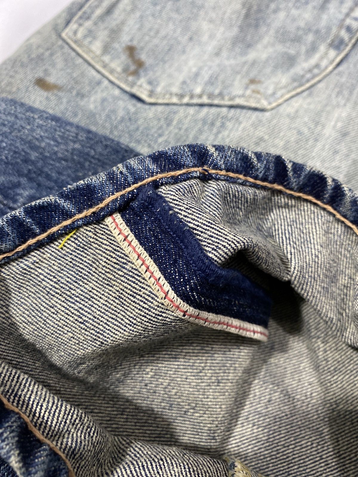 Levi's Vintage Clothing Vintage RNA Buckle Back Thrashed Selvedge Distressed Jeans Size US 33 - 15 Thumbnail