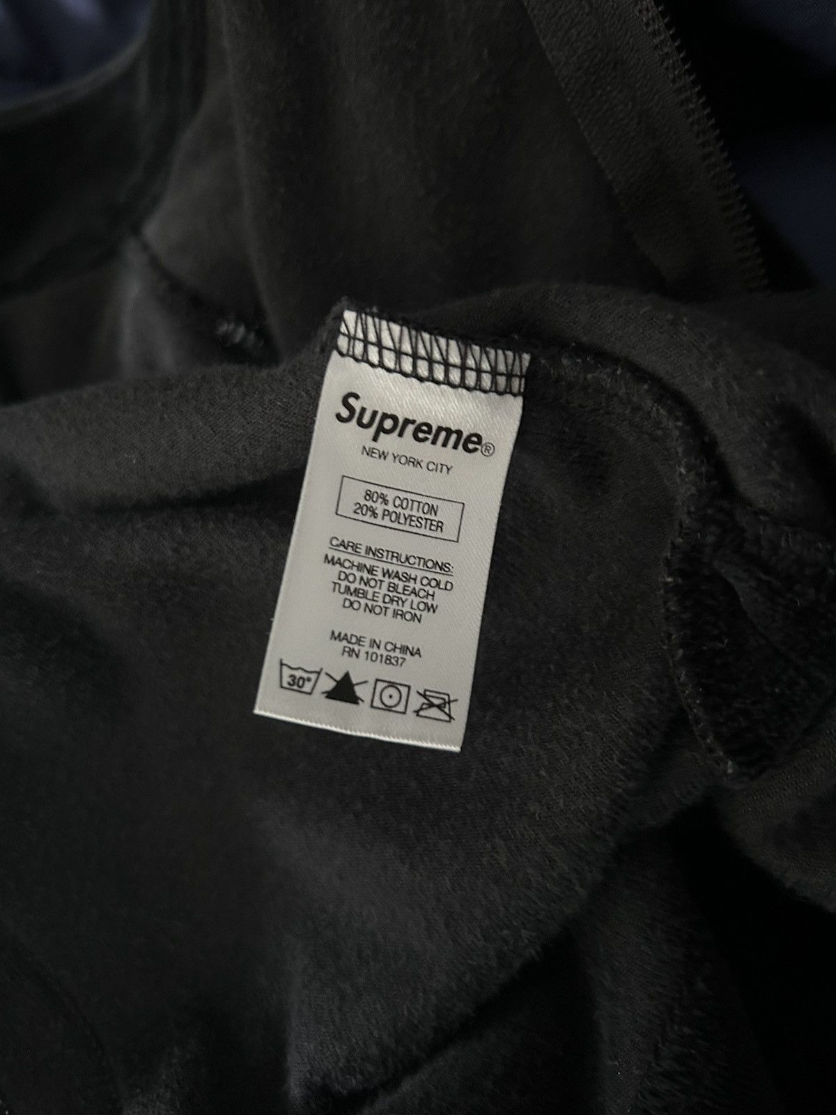 Supreme SUPREME Velour Warm Up Zipper T-shirt Size US L / EU 52-54 / 3 - 5 Thumbnail