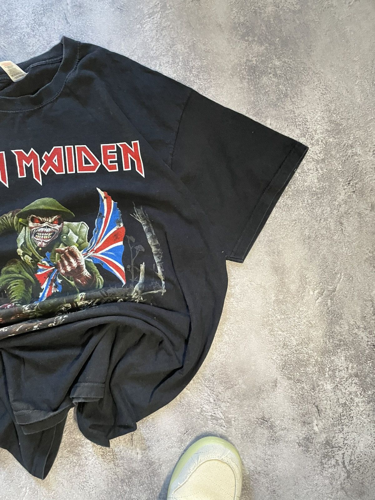 Band Tees Vintage 00s Iron Maiden ‘These Colours Don’t Run’ Band Tee Size US XL / EU 56 / 4 - 2 Thumbnail