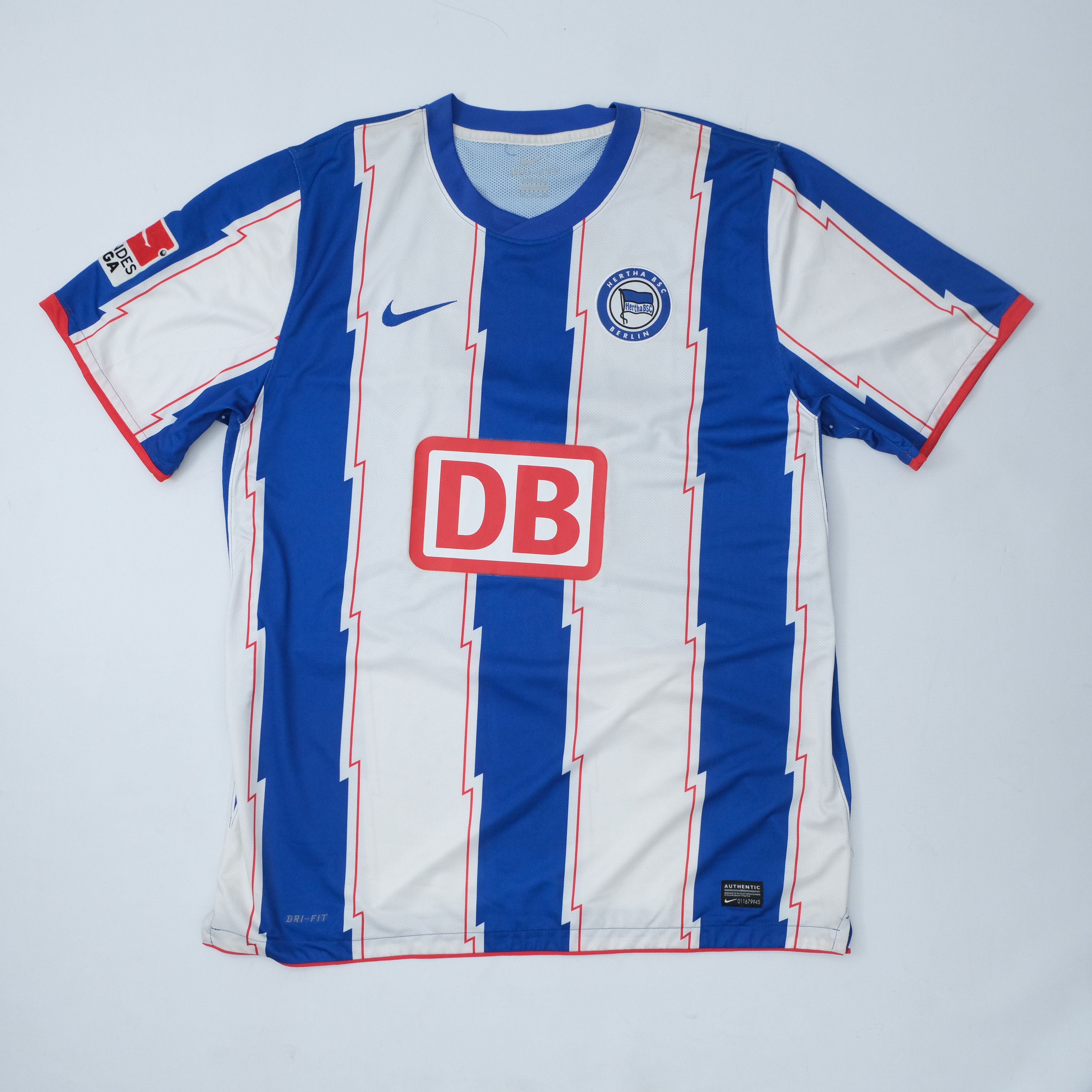Other Hertha BSC Berlin Raffael Europe Footbal Jarsey Size US XL / EU 56 / 4 - 1 Thumbnail