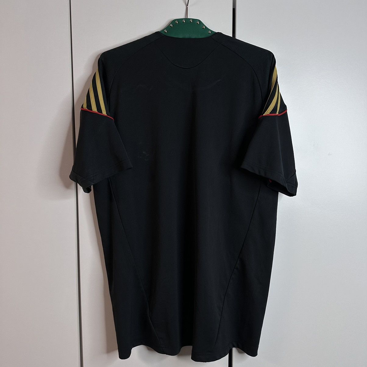 Adidas Liverpool 2009 2010 Jersey T-shirt Carlsberg Size US XL / EU 56 / 4 - 8 Thumbnail