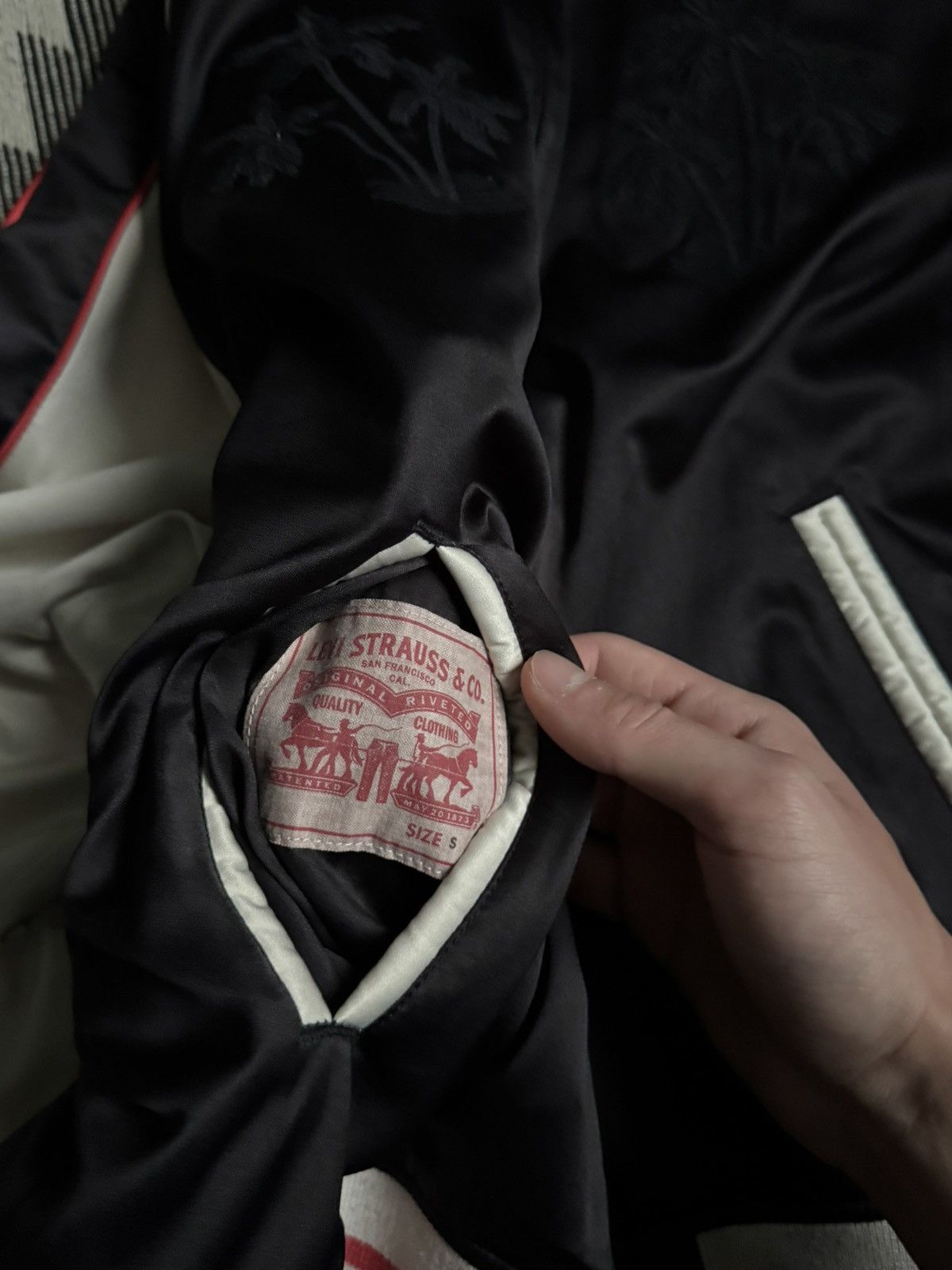 Levi's Vintage Levi’s San Francisco Reversible Bomber Jacket Size S / US 4 / IT 40 - 13 Thumbnail