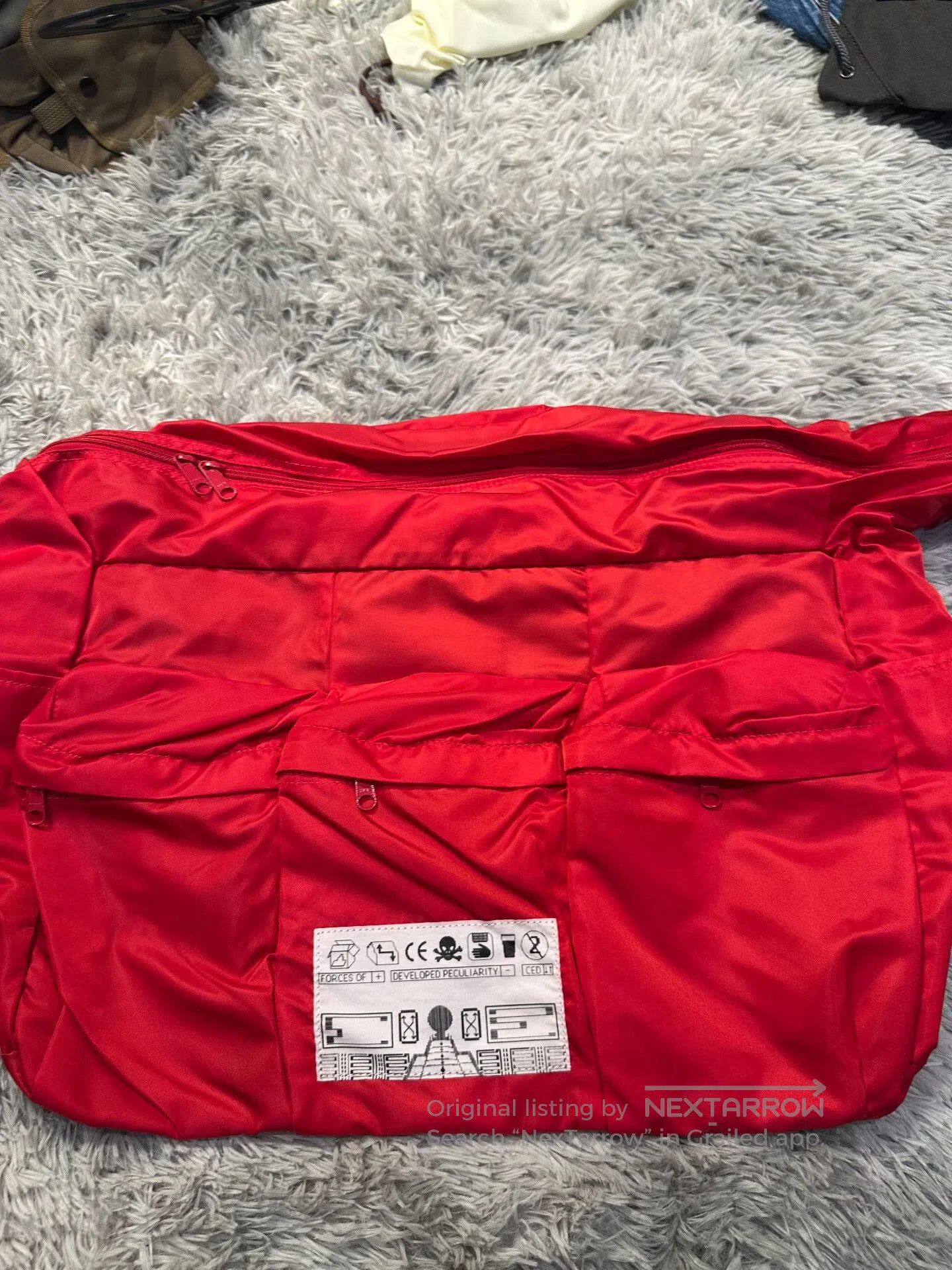 Cav Empt C.E/CAVEMPT Red Crossbody Bag. Size ONE SIZE - 1 Thumbnail