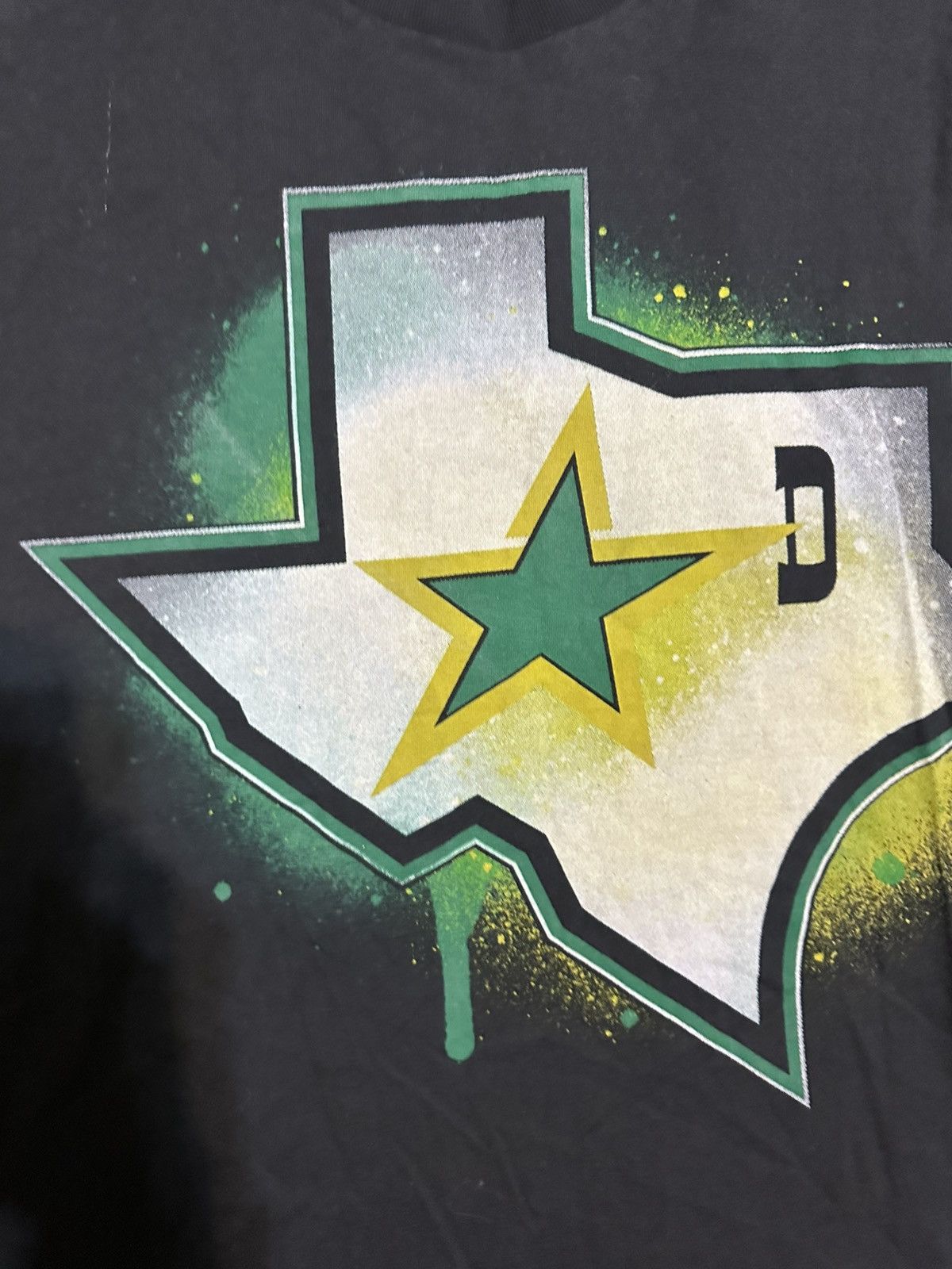 NHL Vintage NHL Dallas Stars “big face” shirt 00s size 2XL Size US XXL / EU 58 / 5 - 2 Thumbnail