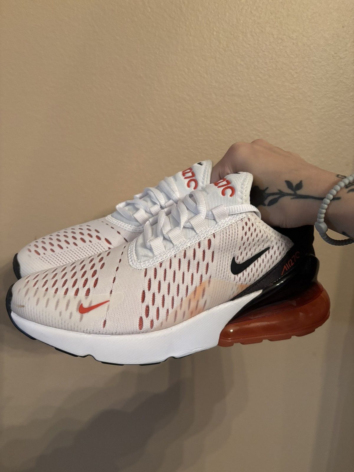 Nike Nike Wmns Air Max 270 'White Mantra Orange' Size US 5.5 / IT 35.5 - 6 Thumbnail