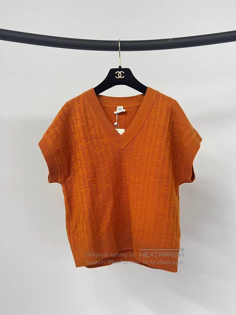 Hermes Hermes Orange print knit short-sleeve Size XS / US 0-2 / IT 36-38 - 1 Thumbnail