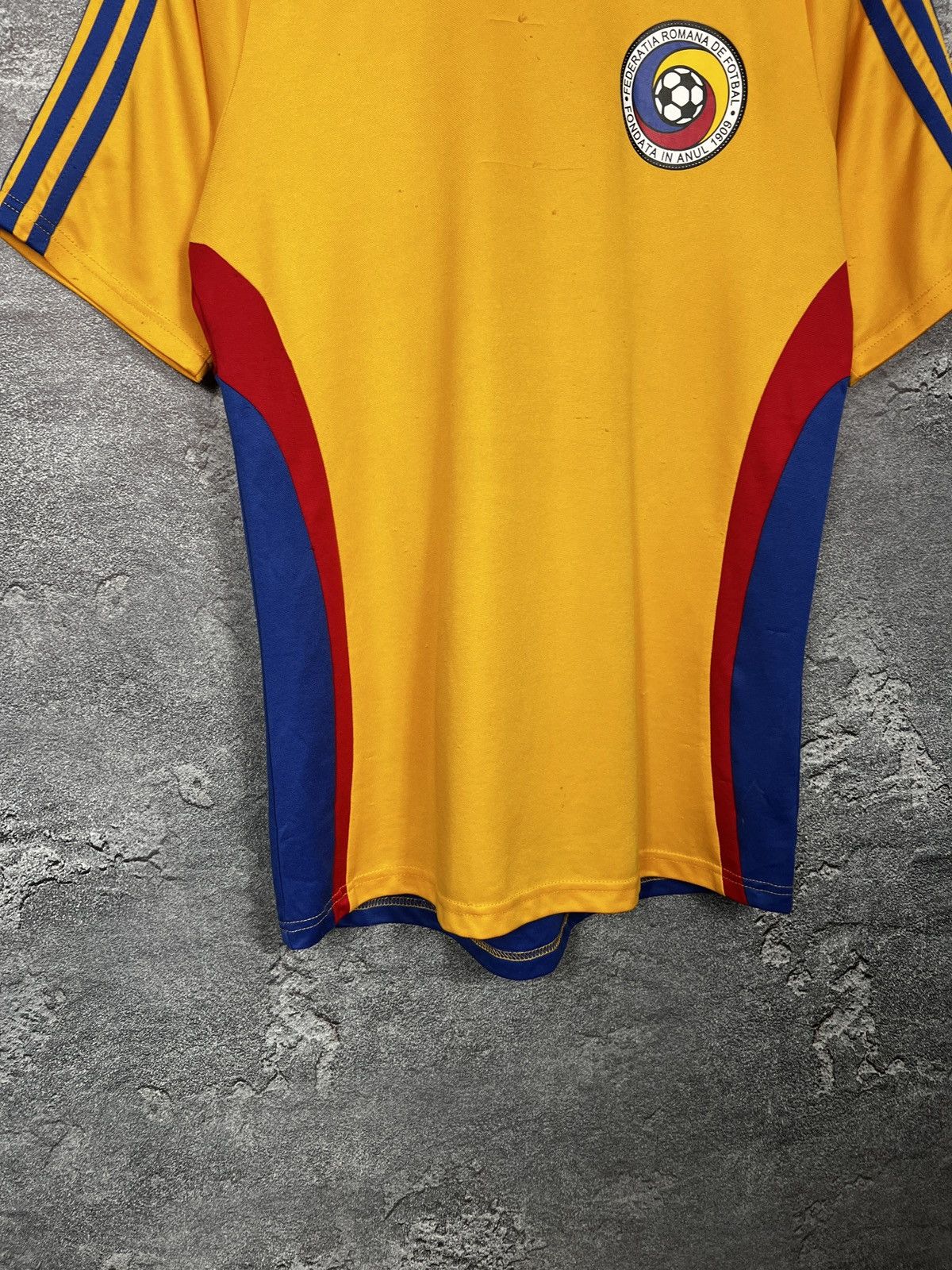 Adidas Vintage Adidas Romania 2008/10 #1 Helton Jersey T-shirt Size US S / EU 44-46 / 1 - 4 Thumbnail