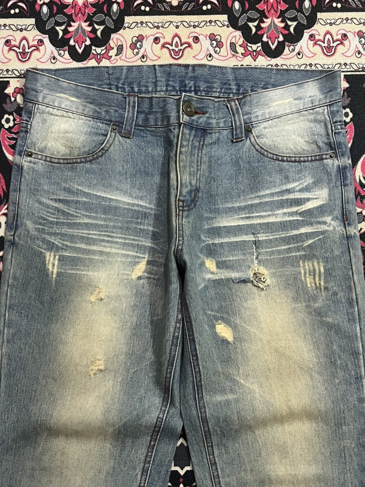 CIVARIZE × If Six Was Nine × Japanese Brand ⚡️Distressed⚡️Vintage Japanese Brand Blue Faded Slash Rip Jean Size US 33 - 4 Thumbnail