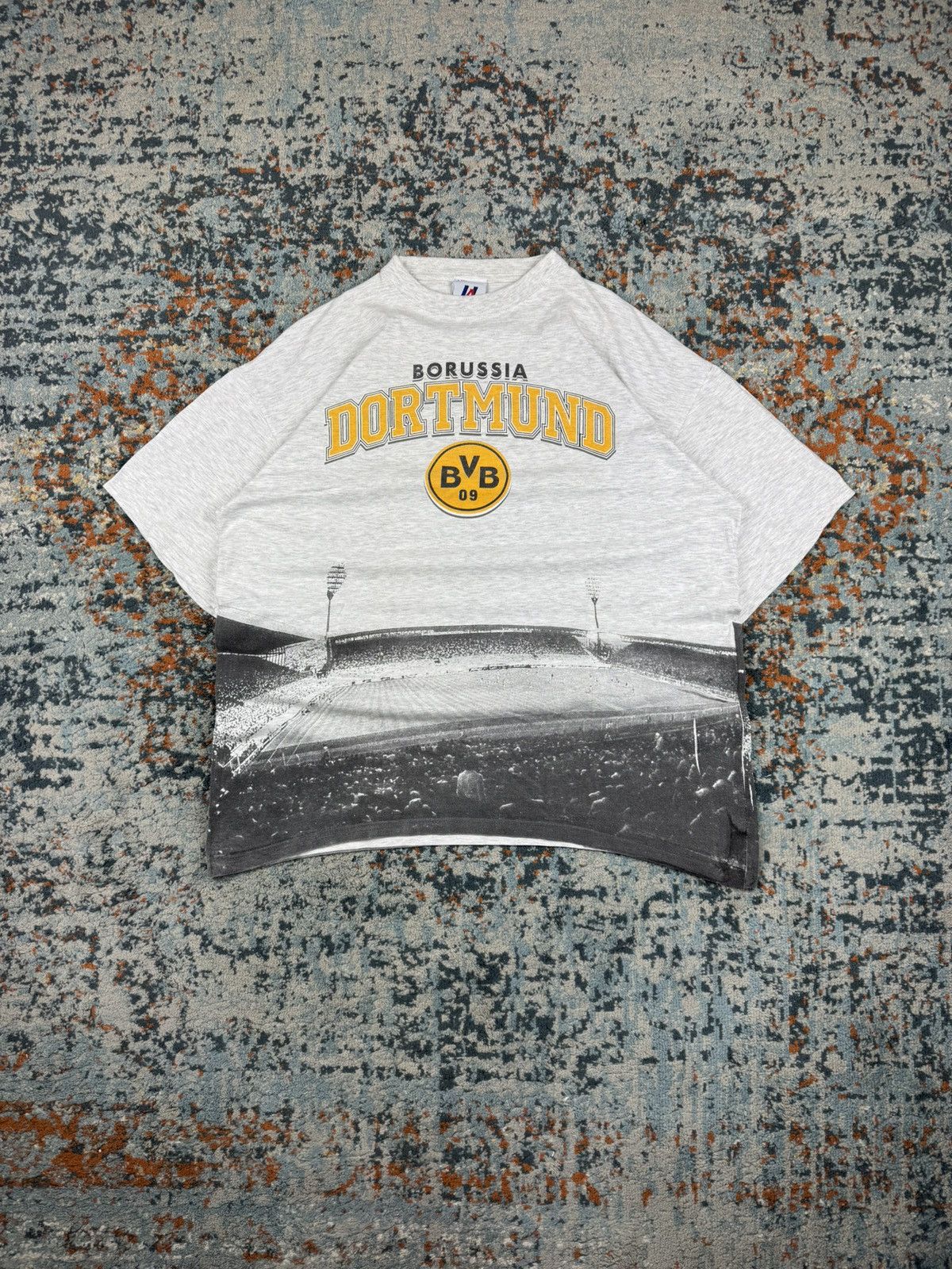 Vintage Vintage 90s BVB Borussia Dortmund all over print graphic tee Size US XL / EU 56 / 4 - 1 Thumbnail