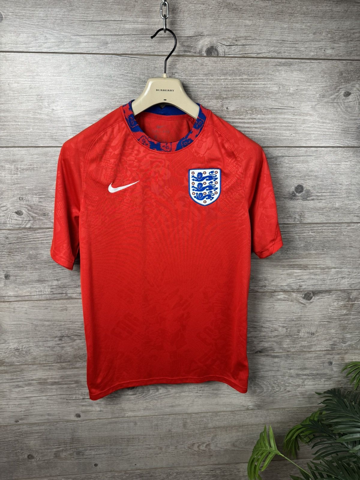 Nike Nike England Soccer Jersey Football Shirt Size M Size US M / EU 48-50 / 2 - 2 Thumbnail