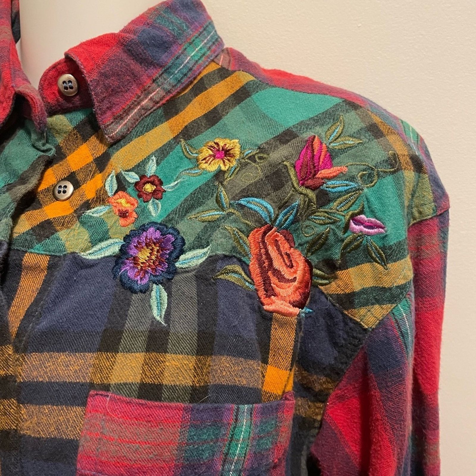 Vintage QPS Brand VTG Flannel Button Down Shirt Floral Embroidery Size S / US 4 / IT 40 - 6 Thumbnail