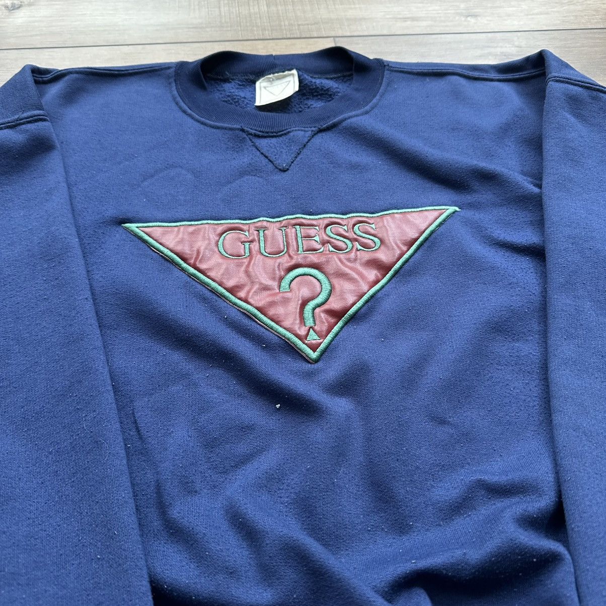 Guess Vintage 90s GUESS Embroidered Crewneck Sweatshirt Size US L / EU 52-54 / 3 - 5 Thumbnail