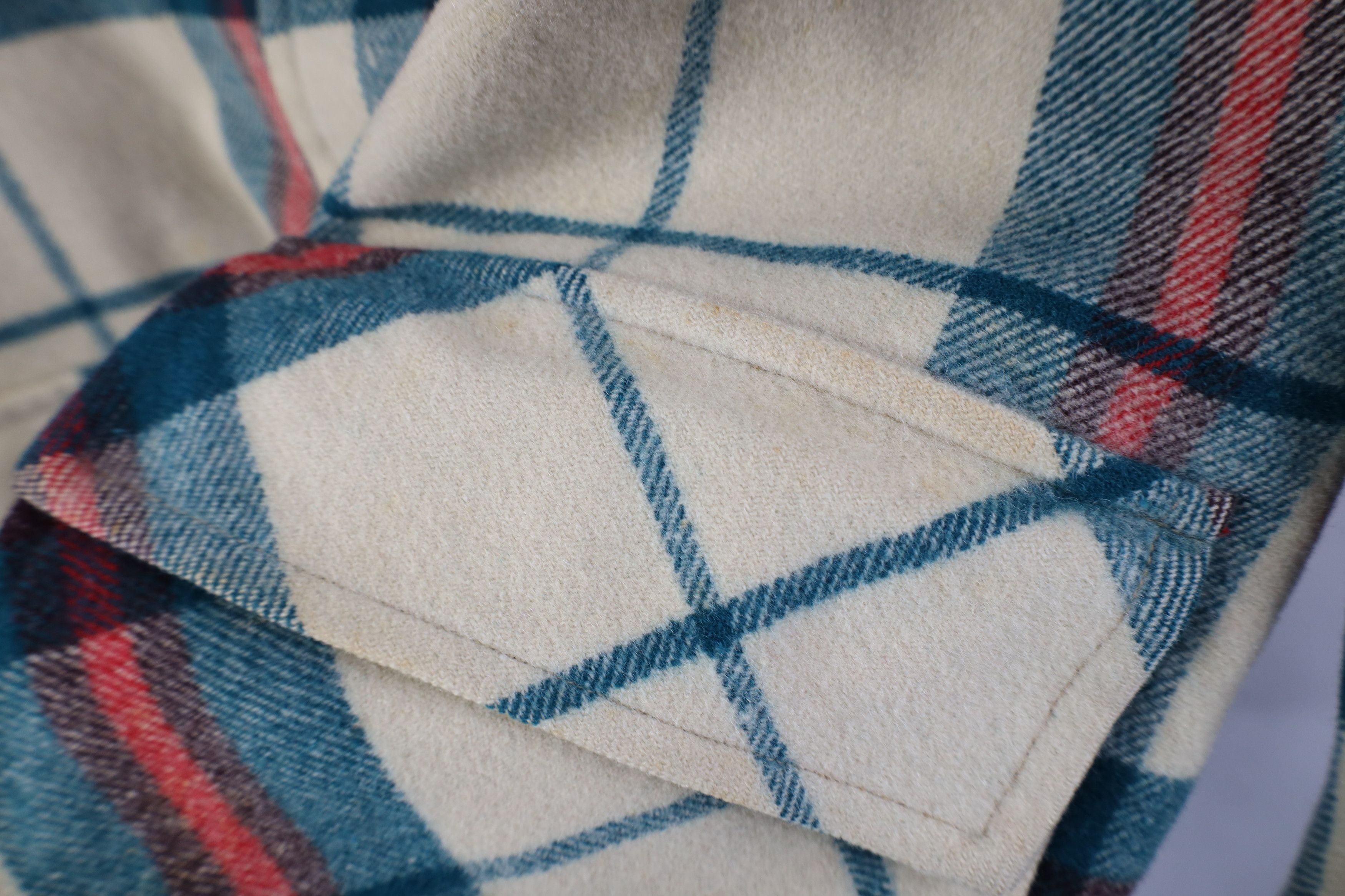 Pendleton Vintage 60s 70s Pendleton Mackinaw Wool Jacket Plaid USA Size US L / EU 52-54 / 3 - 5 Thumbnail