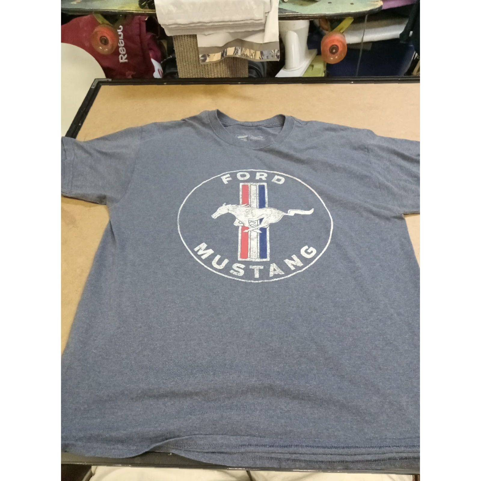 Ford Ford Mustang Official Ford Licensed Product T-Shirt Men L Blue 50/50 42" SS Shirt Size US L / EU 52-54 / 3 - 2 Thumbnail