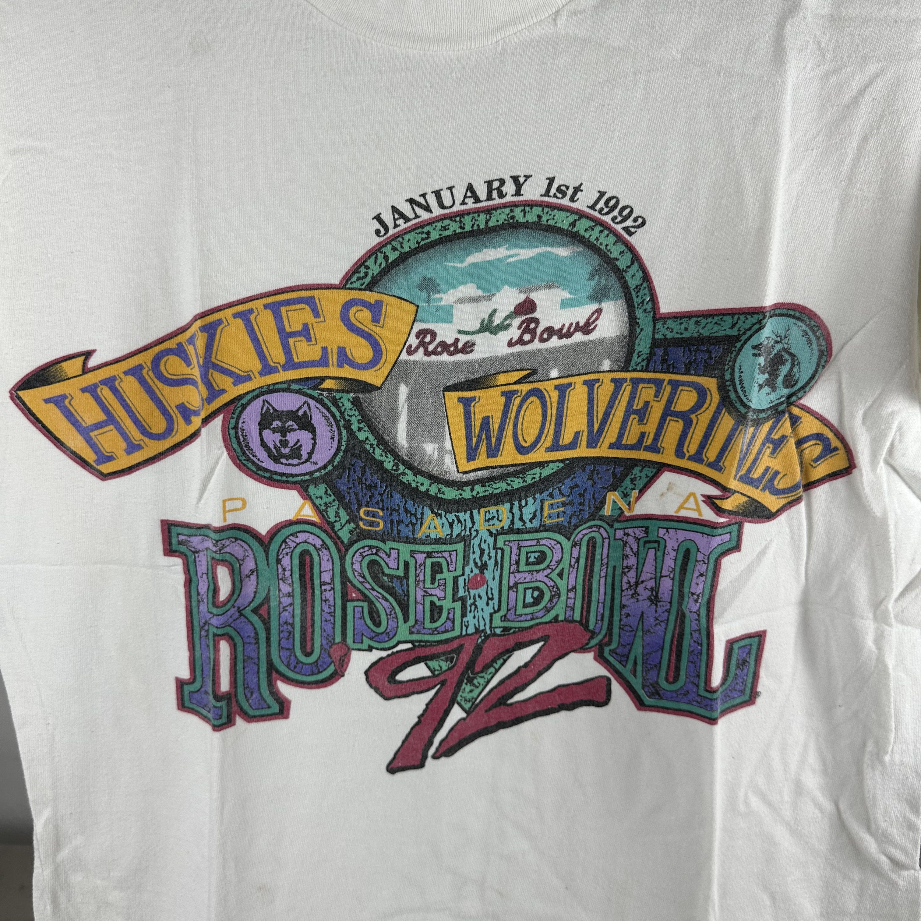 Vintage NCAA Rose Bowl Washington Huskies VS Michigan Wolverines Tee Size US M / EU 48-50 / 2 - 2 Thumbnail