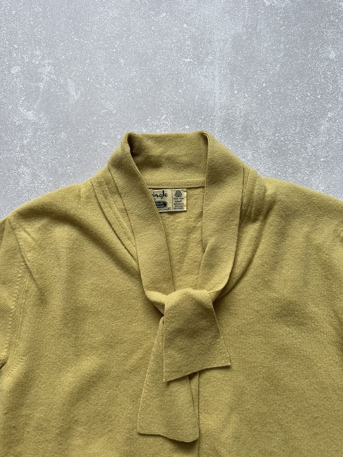 Pringle Of Scotland × Vintage Sweater Pringle made in Scotland Vintage size 40 Size S / US 4 / IT 40 - 4 Thumbnail