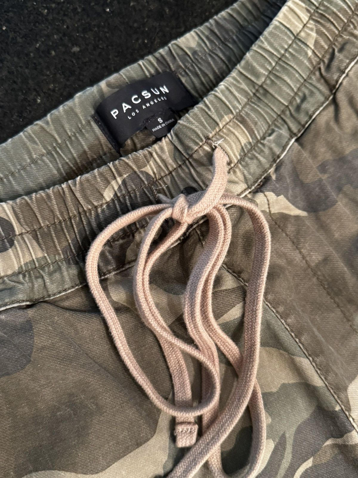 Pacsun Pacsun Camo Cargo pants slim ankle zips Size US 31 - 2 Thumbnail