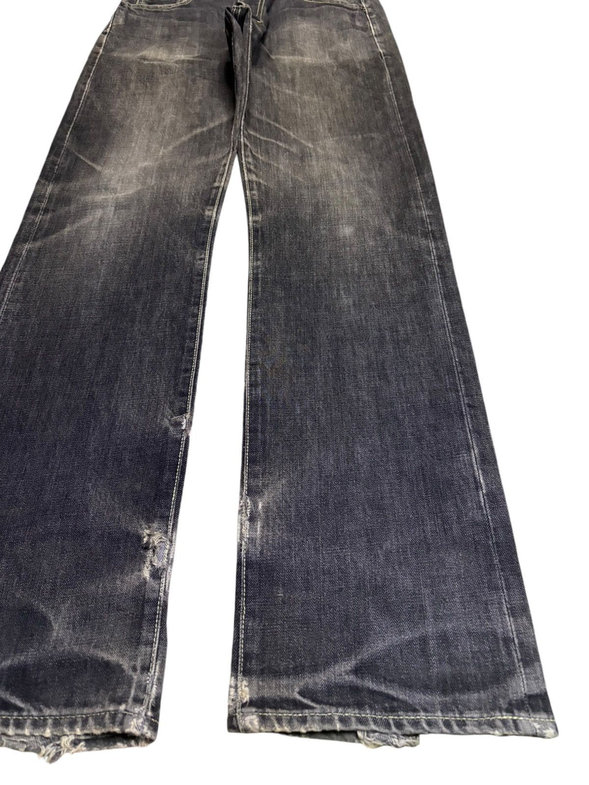 Japanese Brand Vintage Japanese Brand Rusty Wash Distressed Baggy Jeans Size US 31 - 7 Thumbnail